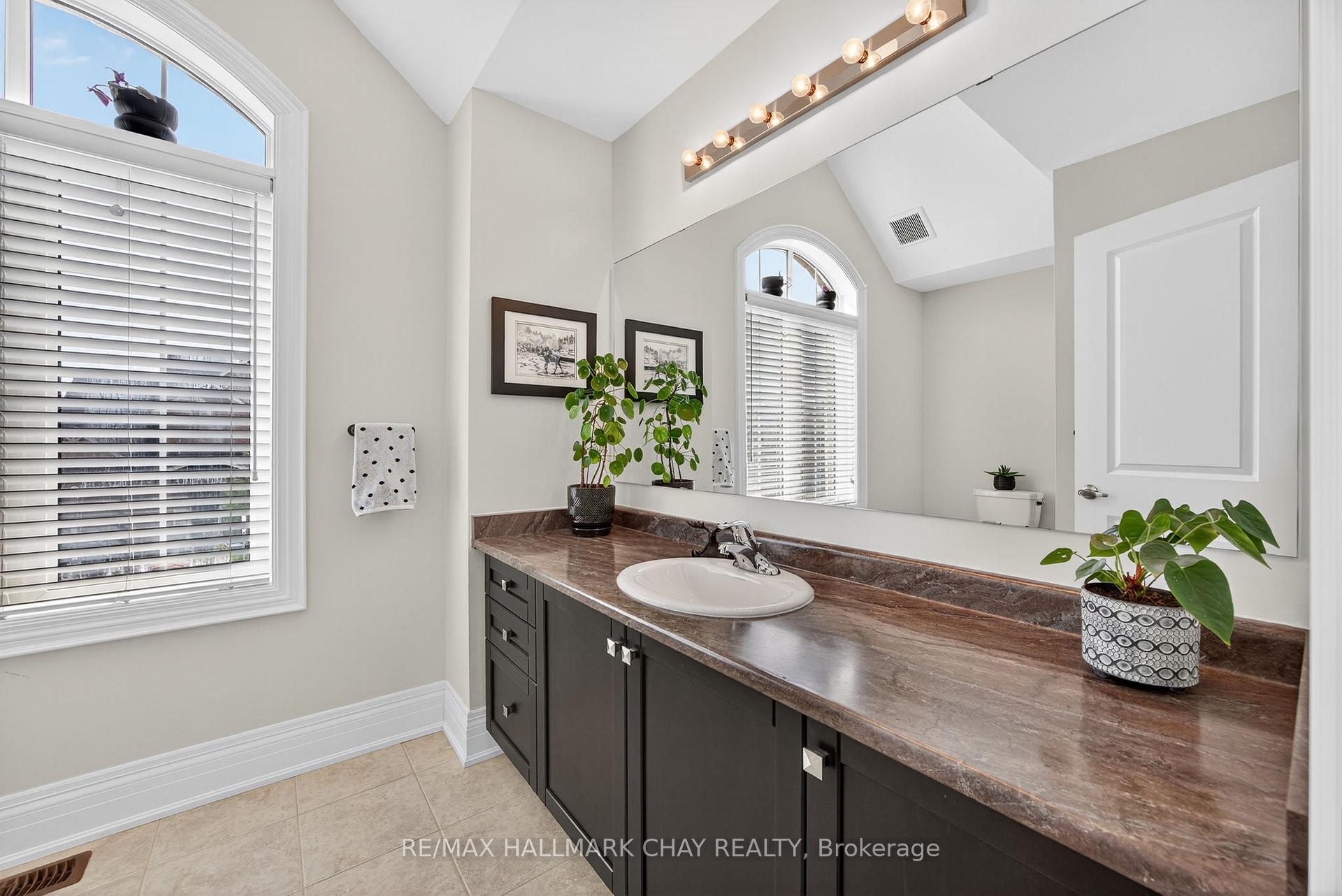 Photo 24 of 16 Walker Lane, Springwater, Centre Vespra — HOMEH