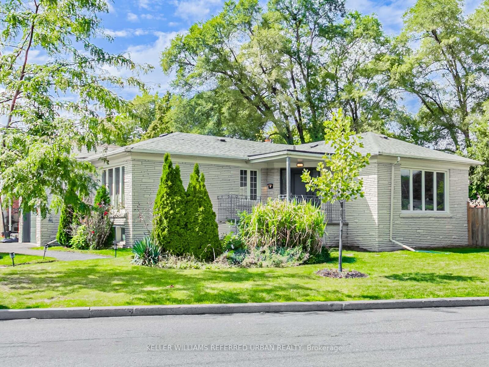 Photo 2 of 68 Stormont Avenue, Toronto, Englemount-Lawrence — HOMEH