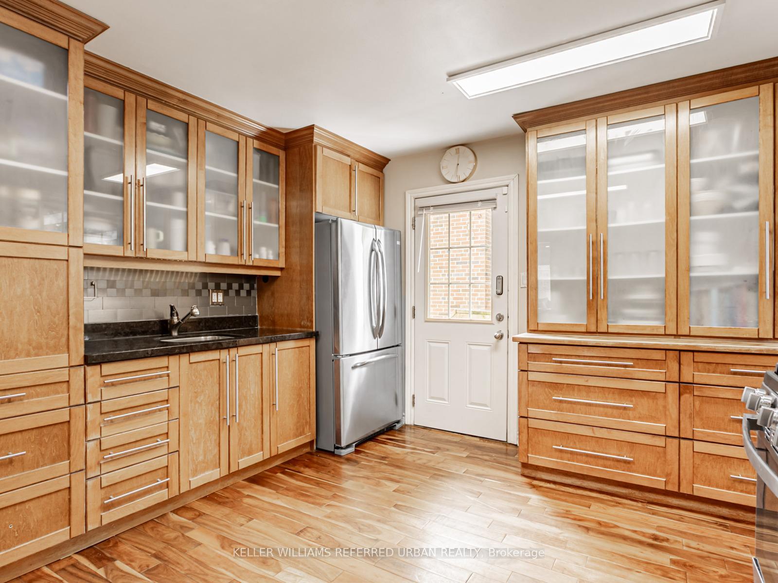 Photo 15 of 68 Stormont Avenue, Toronto, Englemount-Lawrence — HOMEH