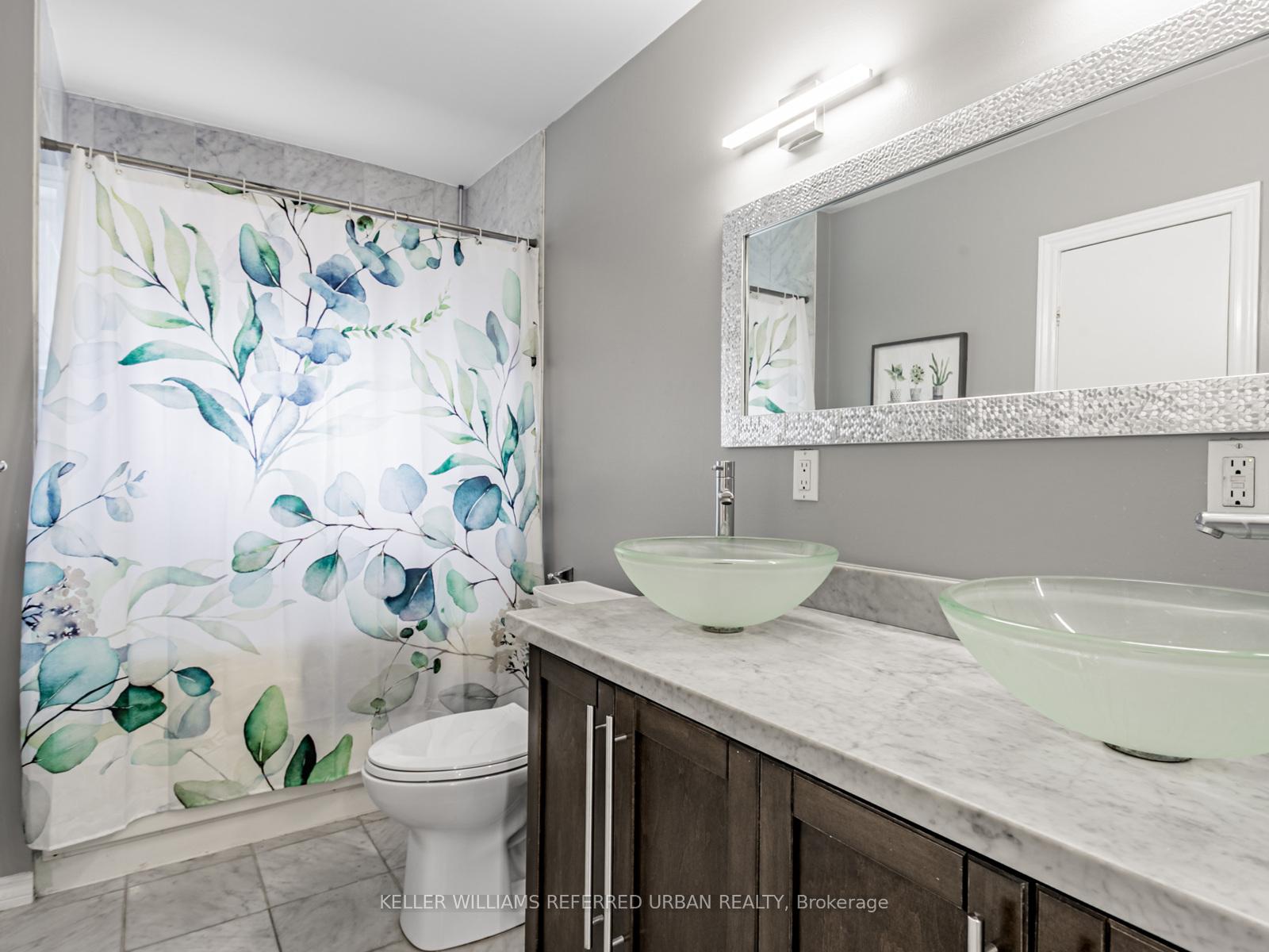 Photo 19 of 68 Stormont Avenue, Toronto, Englemount-Lawrence — HOMEH