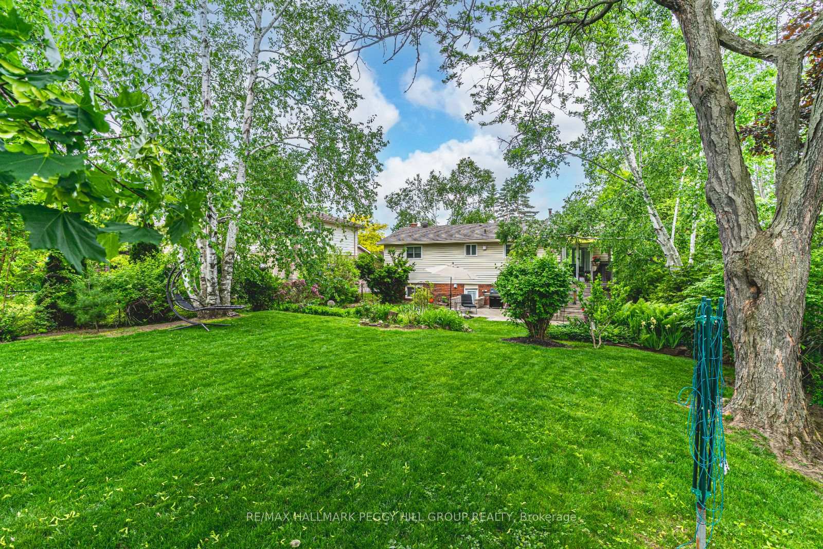 Photo 24 of 45 Shoreview Drive, Barrie, North Shore — HOMEH