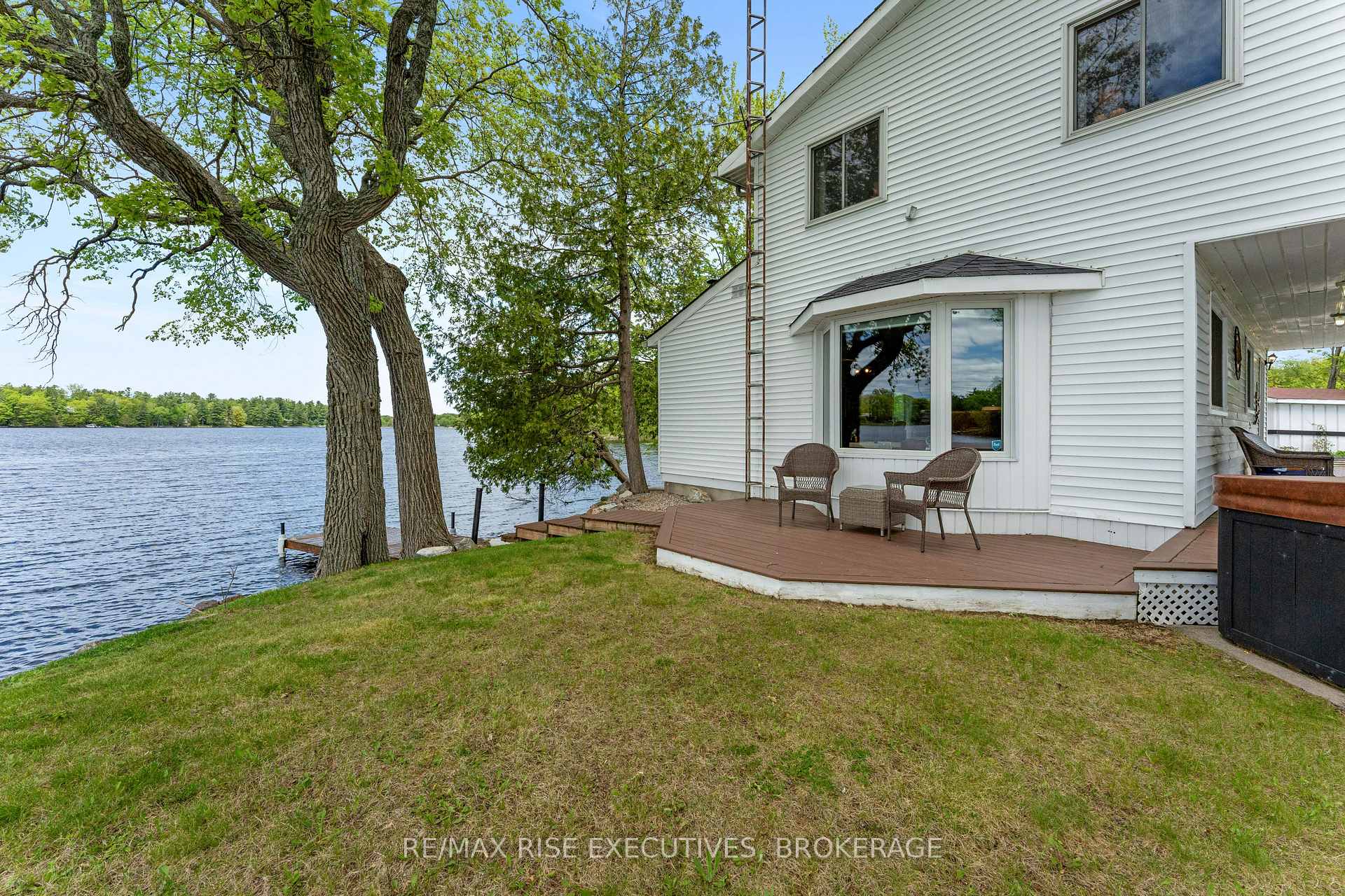 Photo 9 of 1043 Morning Glory Lane, Frontenac, Frontenac South — HOMEH