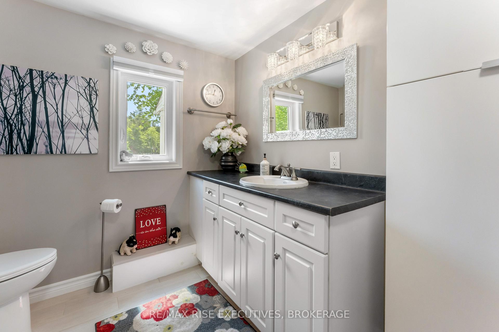 Photo 29 of 1043 Morning Glory Lane, Frontenac, Frontenac South — HOMEH