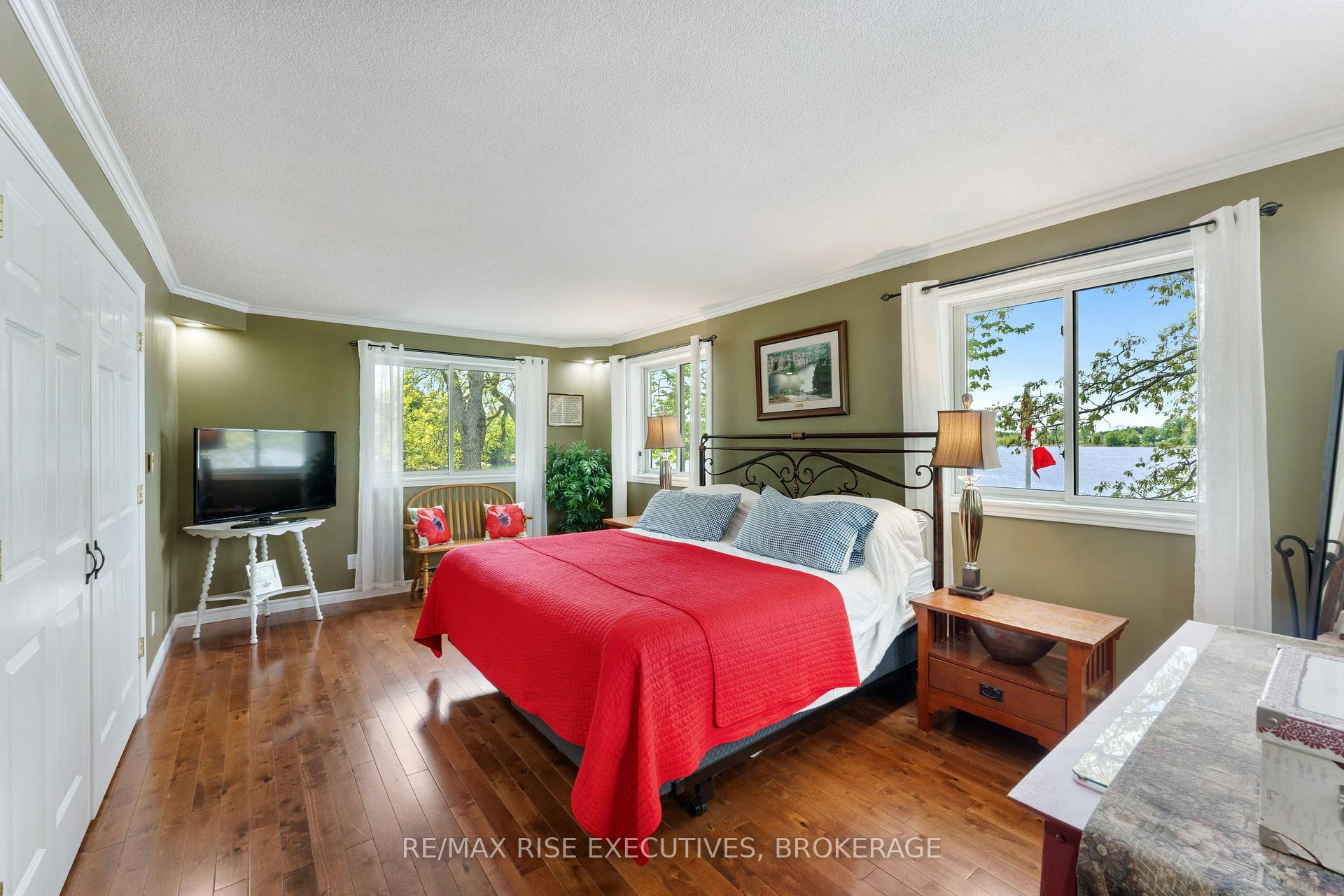 Photo 35 of 1043 Morning Glory Lane, Frontenac, Frontenac South — HOMEH