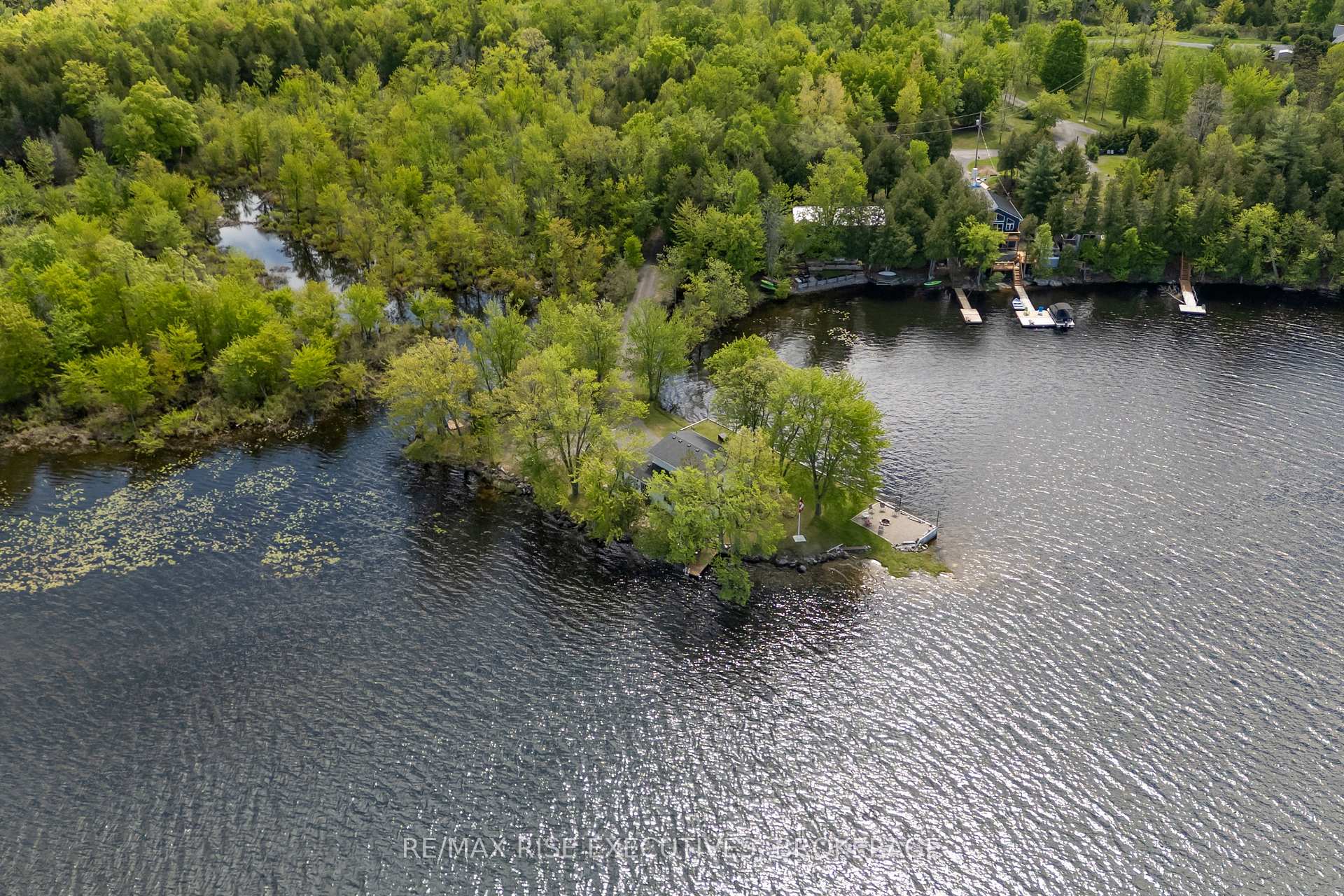 Photo 43 of 1043 Morning Glory Lane, Frontenac, Frontenac South — HOMEH