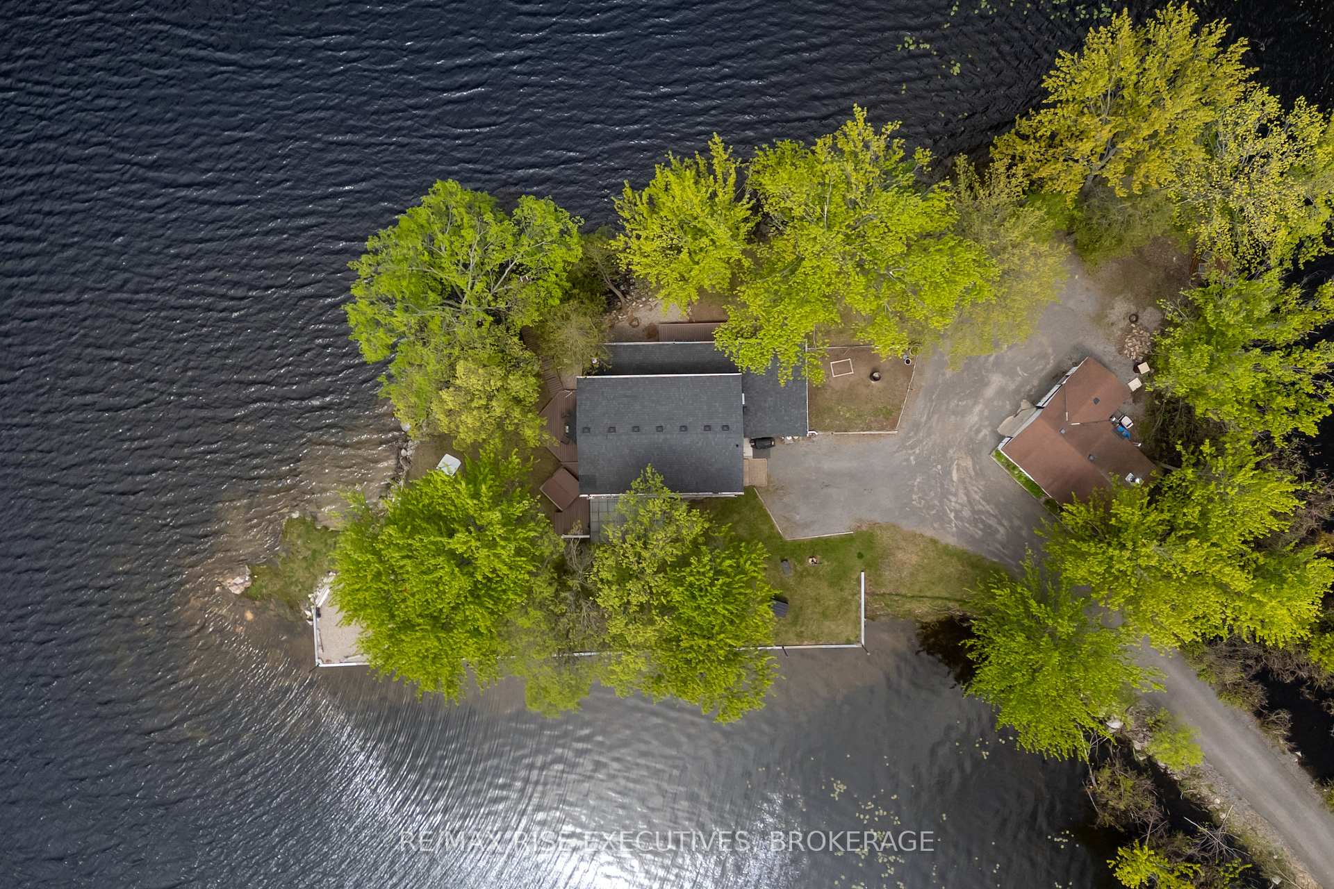 Photo 45 of 1043 Morning Glory Lane, Frontenac, Frontenac South — HOMEH