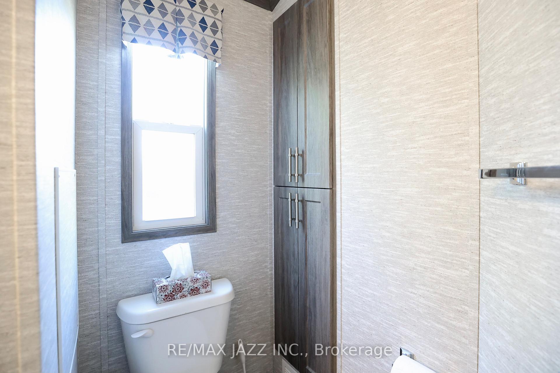 Photo 13 of Unit 819, 225 Platten Boulevard, Scugog, Rural Scugog — HOMEH