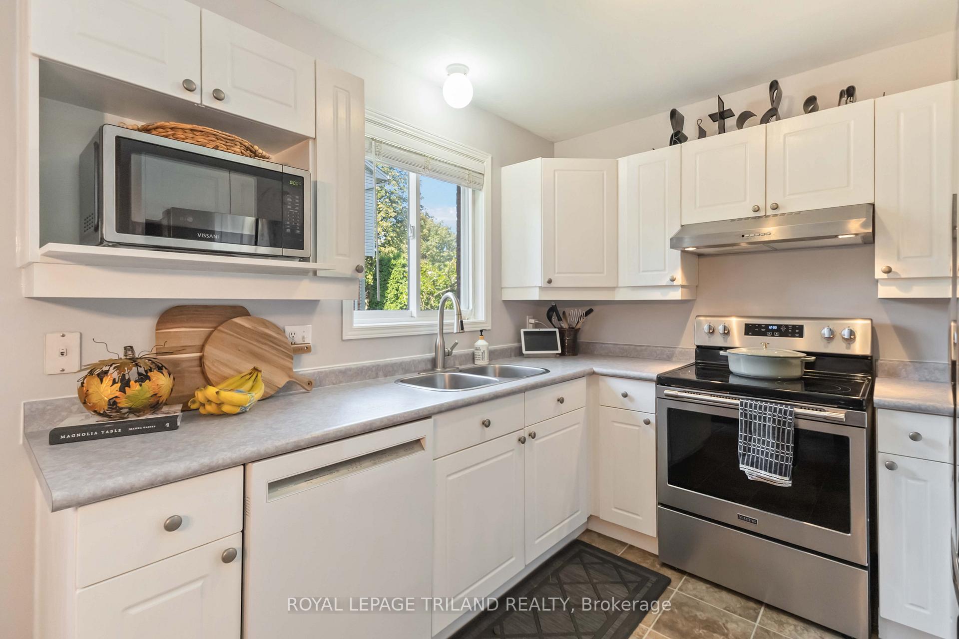 Photo 15 of Unit 78, 101 Brookside Street, London, South I — HOMEH