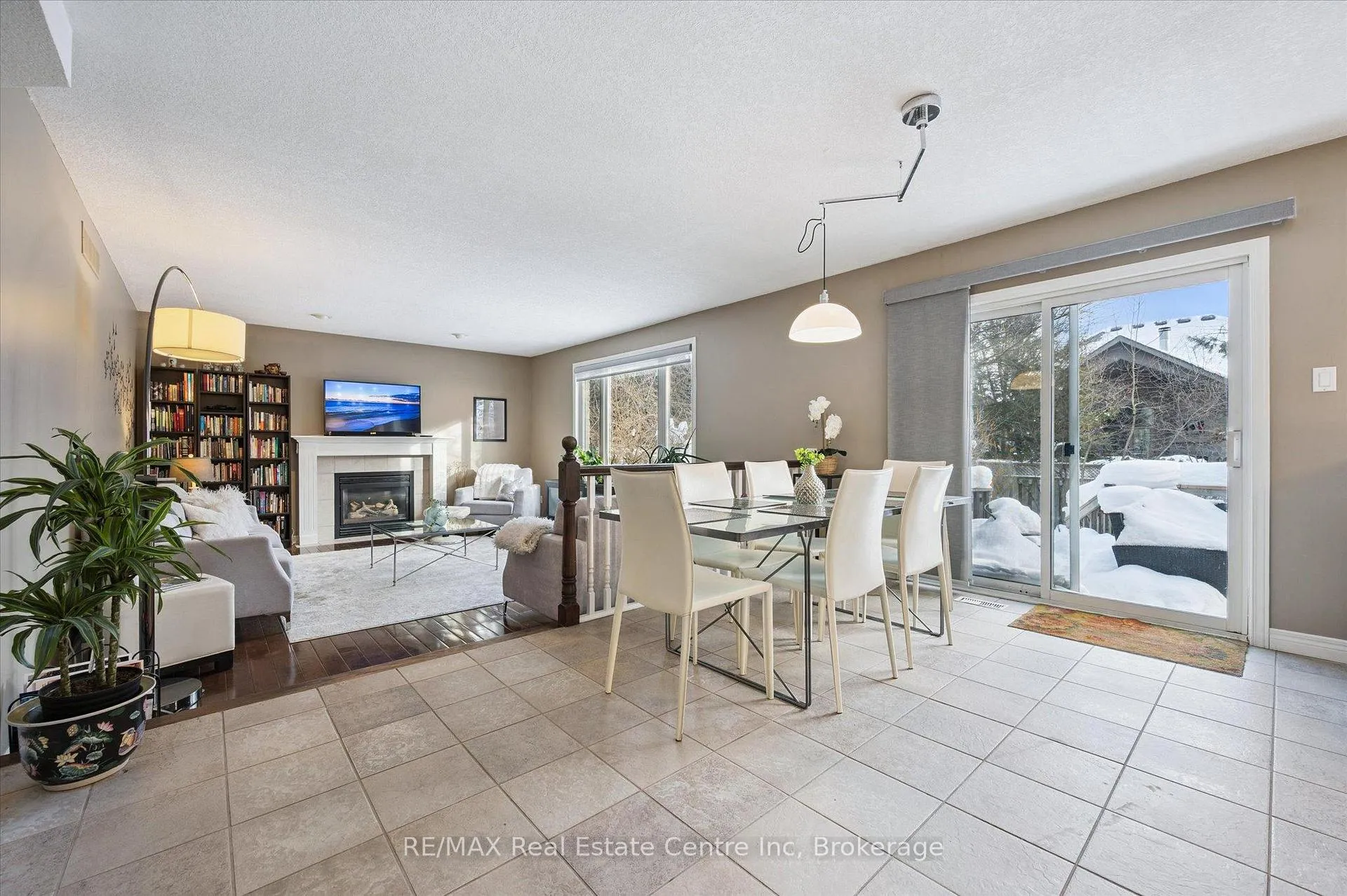 Photo 8 of 159 Summerfield Drive, Guelph, Pineridge/Westminster Woods — HOMEH