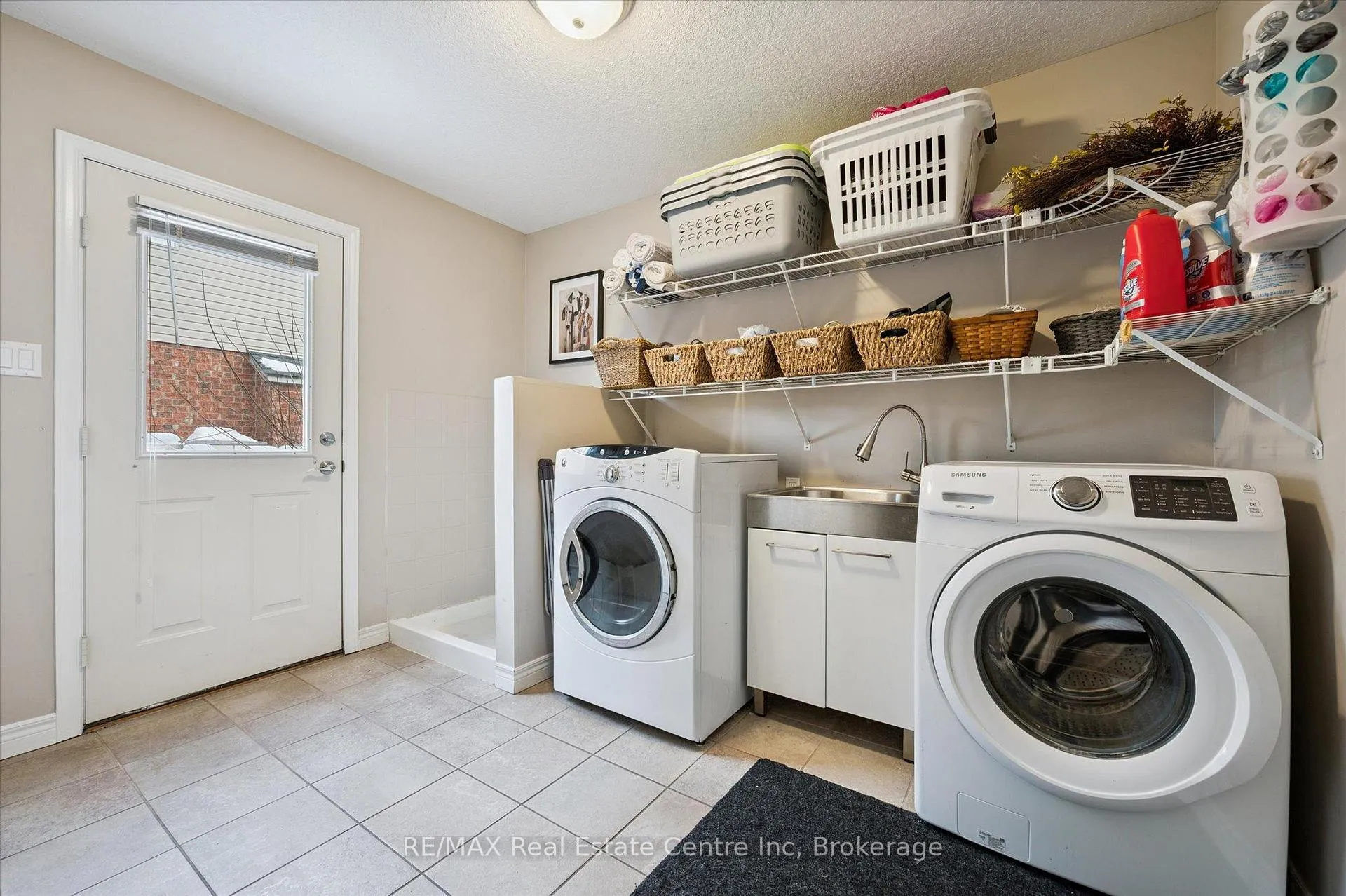 Photo 12 of 159 Summerfield Drive, Guelph, Pineridge/Westminster Woods — HOMEH