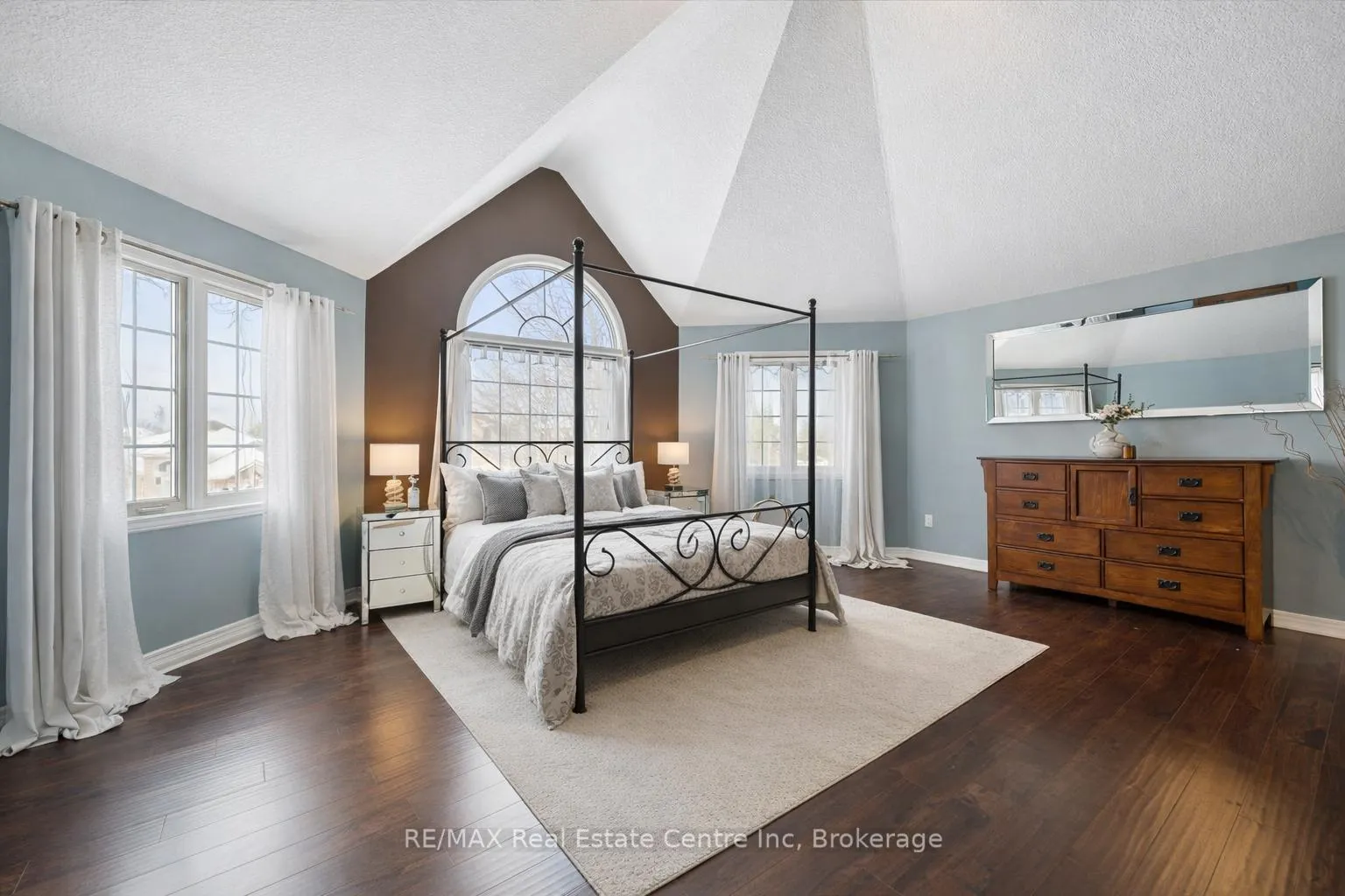 Photo 14 of 159 Summerfield Drive, Guelph, Pineridge/Westminster Woods — HOMEH