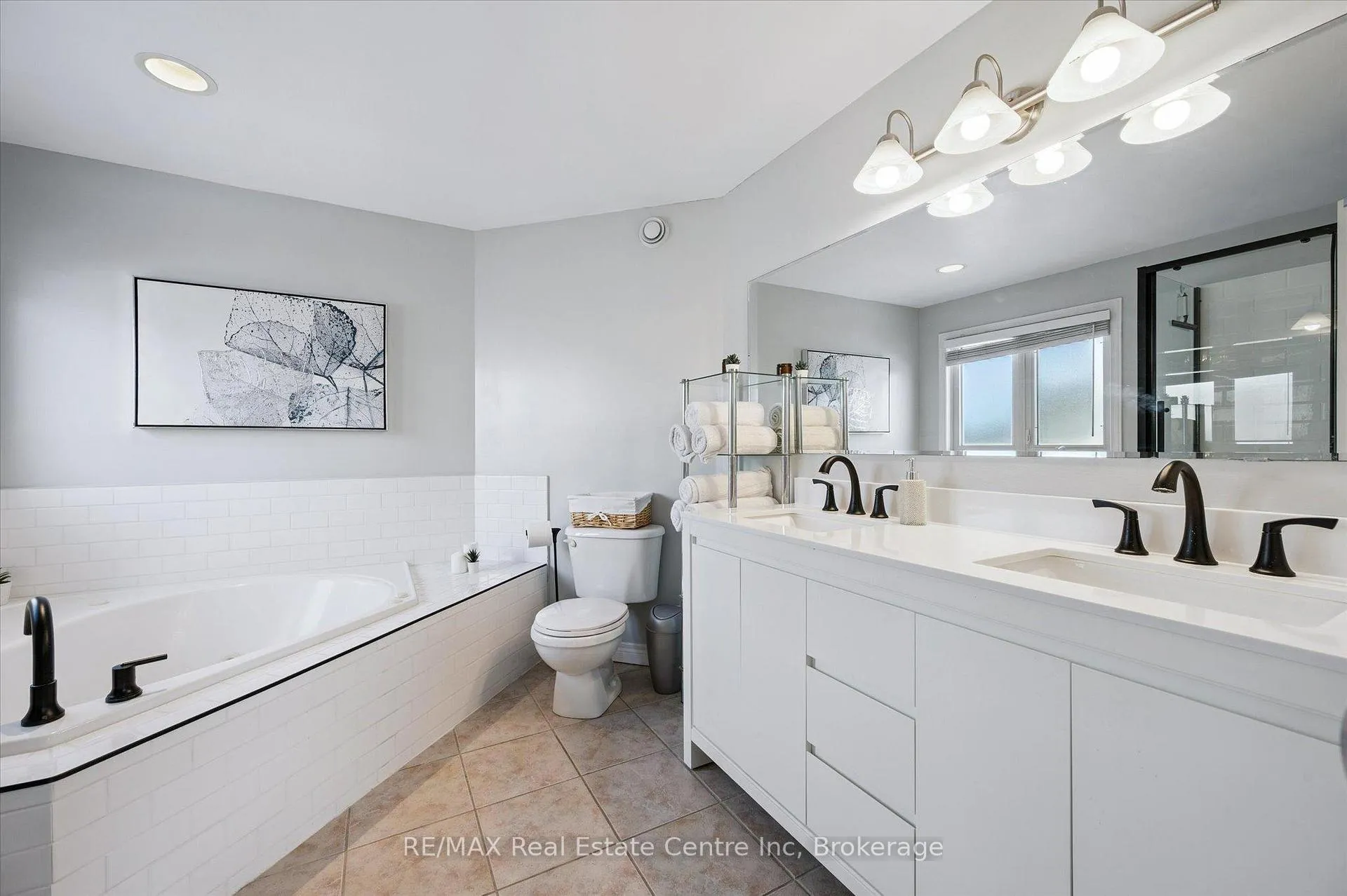 Photo 15 of 159 Summerfield Drive, Guelph, Pineridge/Westminster Woods — HOMEH