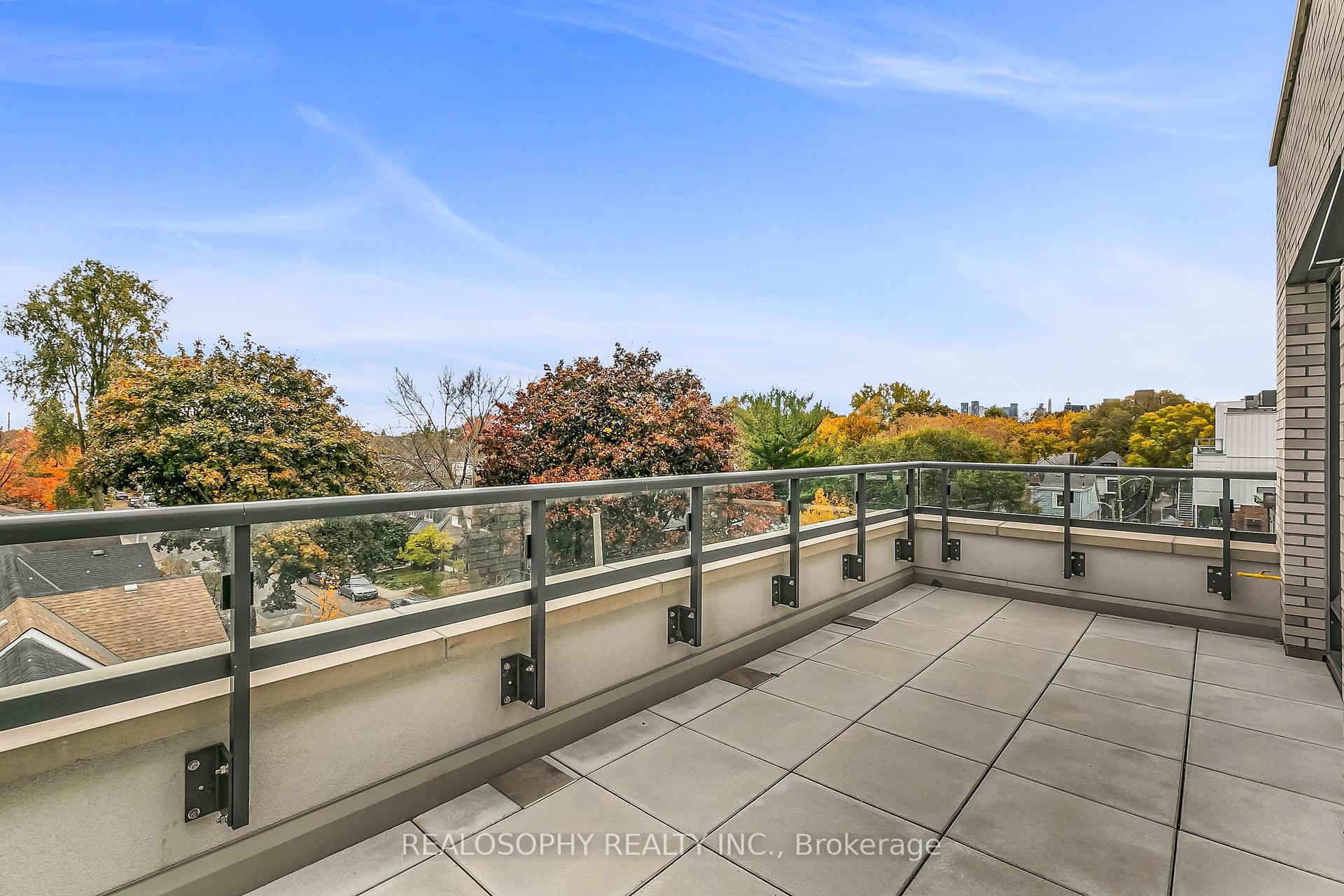 Photo 11 of Unit 402, 115 Larchmount Avenue, Toronto, South Riverdale — HOMEH