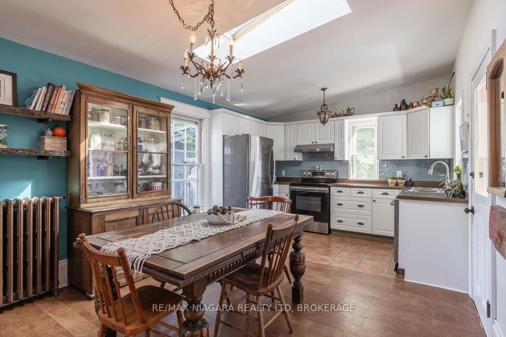 Photo 37 of 29 Elizabeth Street, St. Catharines, Downtown — HOMEH