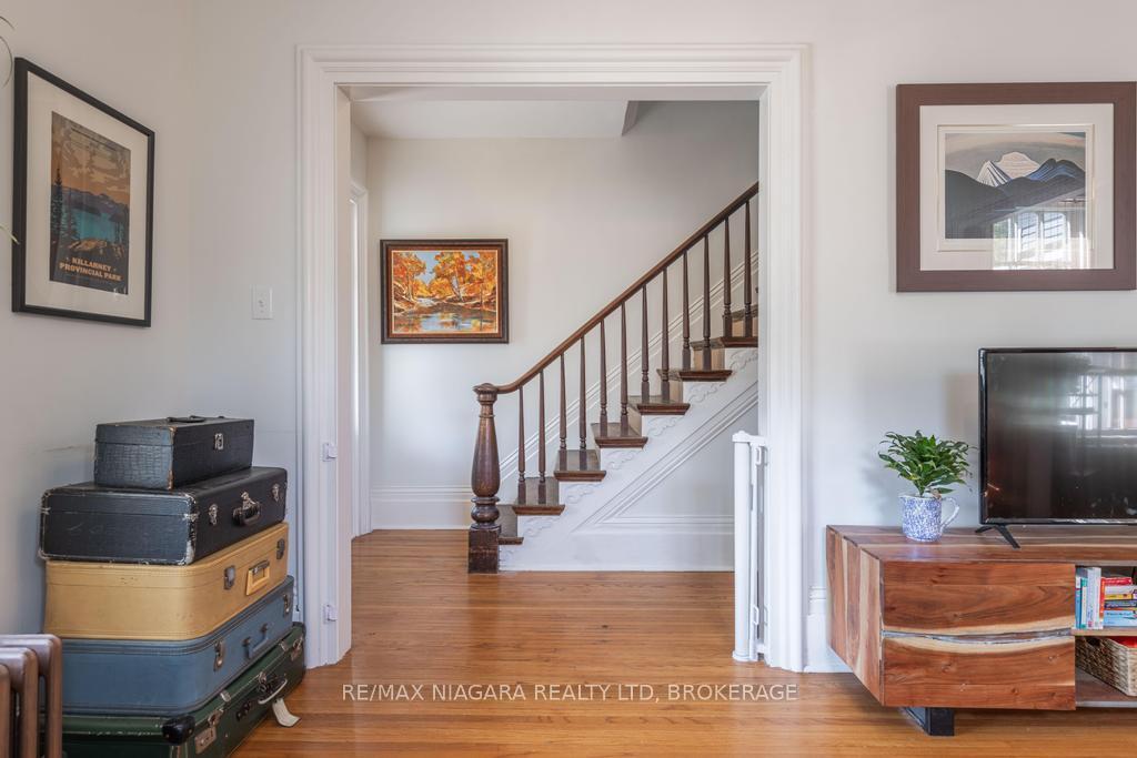 Photo 9 of 29 Elizabeth Street, St. Catharines, Downtown — HOMEH