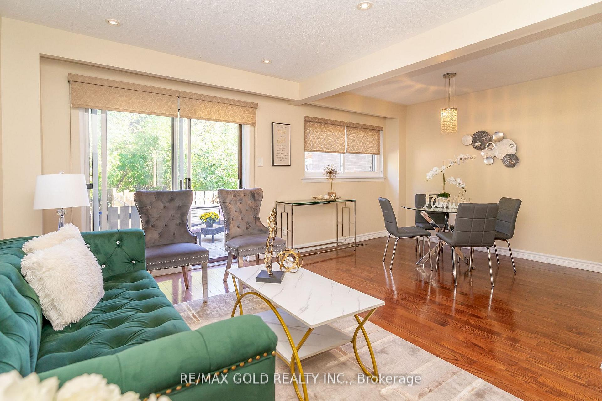 Photo 11 of Unit 61, 46 Dearbourne Boulevard, Brampton, Southgate — HOMEH