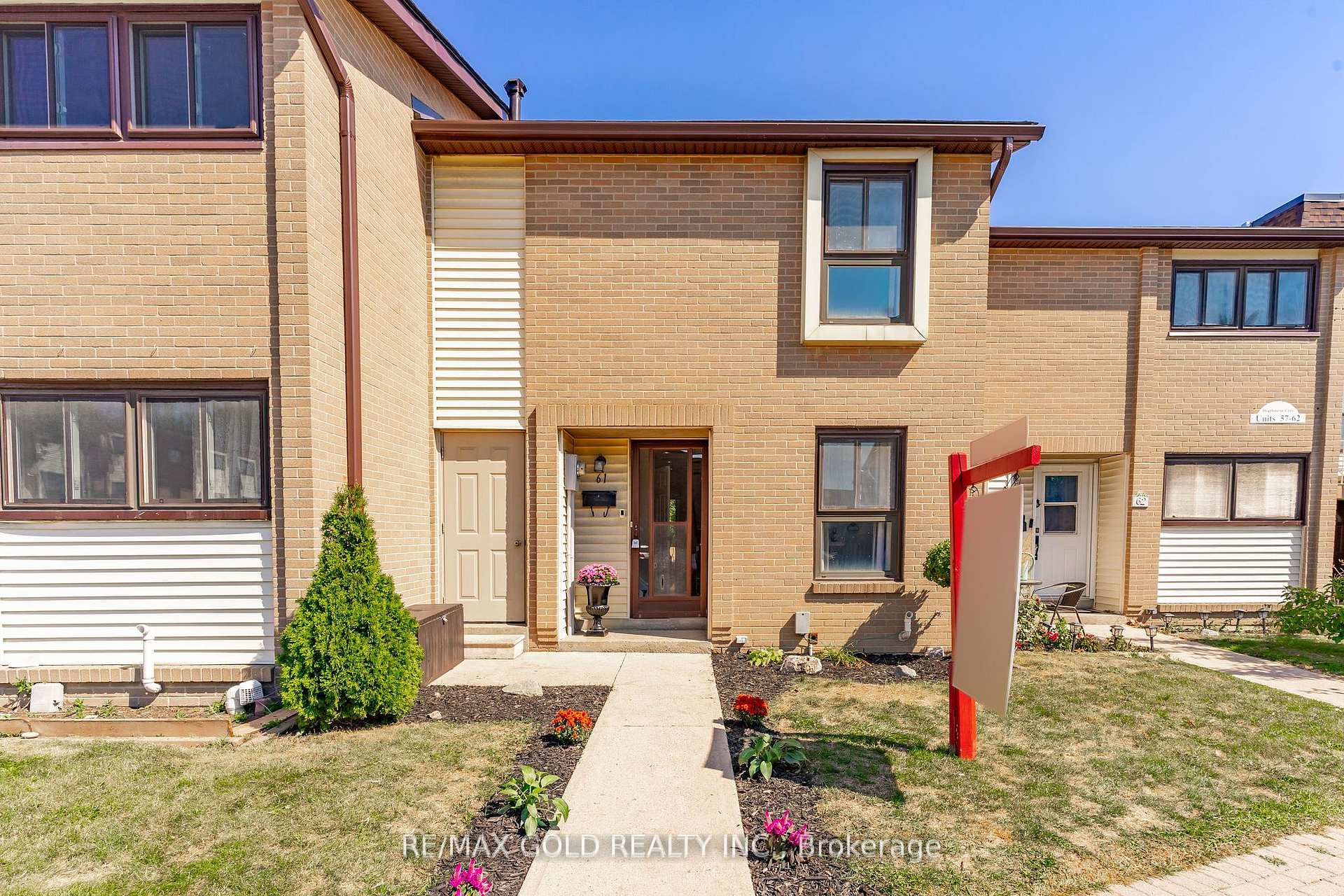 Photo 2 of Unit 61, 46 Dearbourne Boulevard, Brampton, Southgate — HOMEH