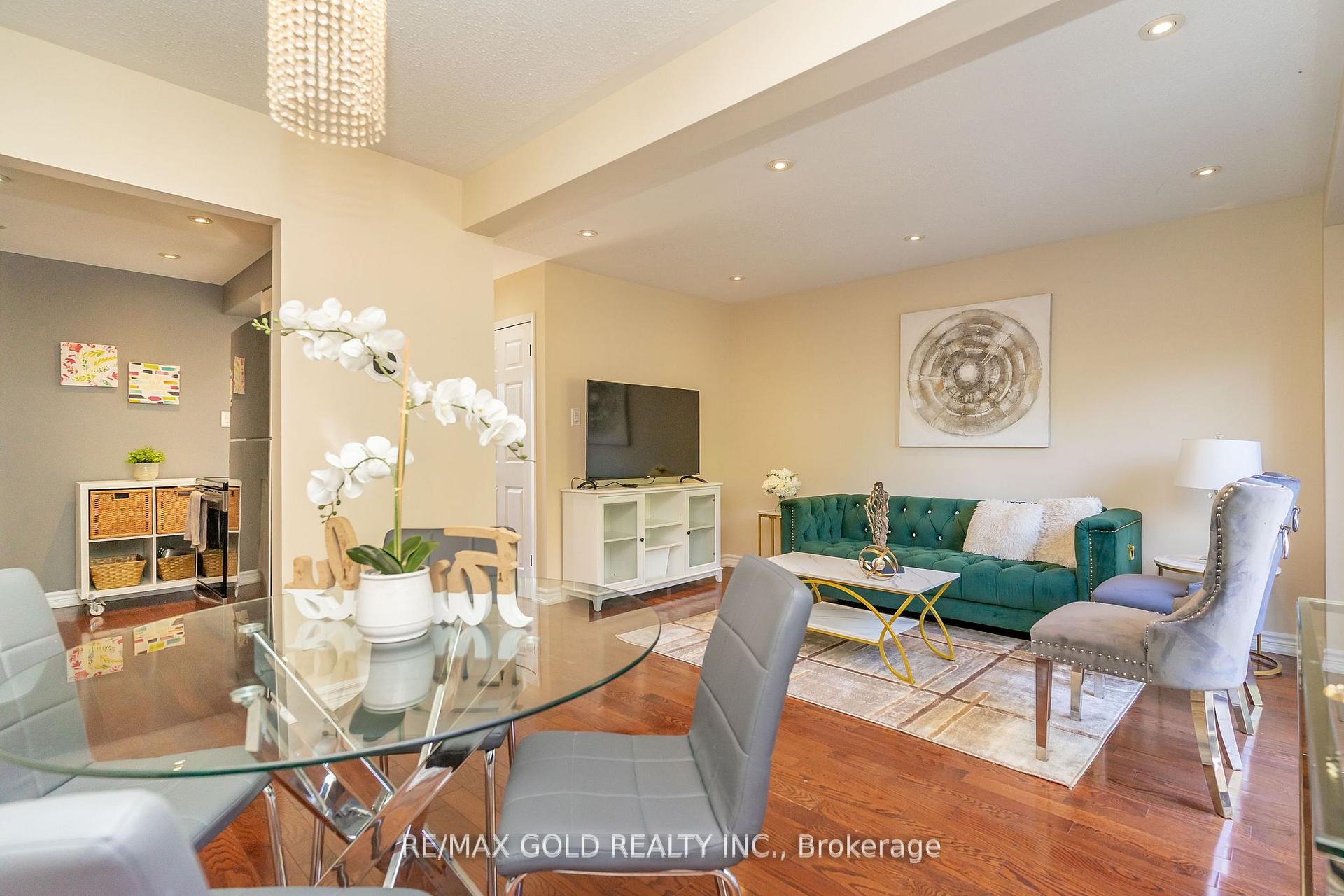 Photo 32 of Unit 61, 46 Dearbourne Boulevard, Brampton, Southgate — HOMEH