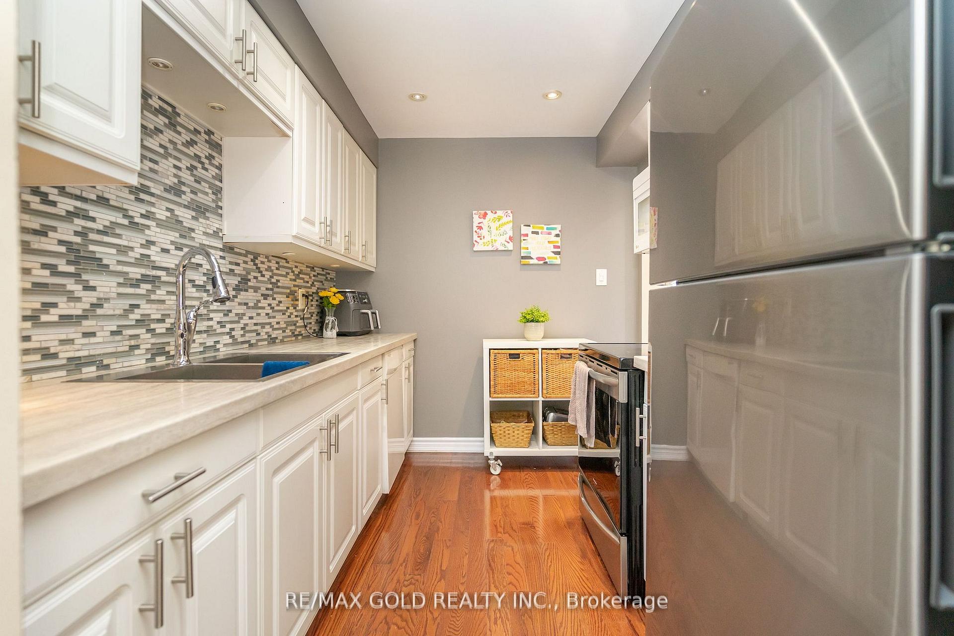 Photo 35 of Unit 61, 46 Dearbourne Boulevard, Brampton, Southgate — HOMEH