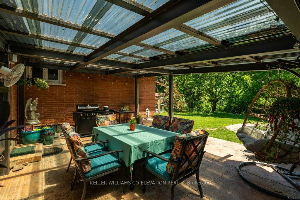 Photo 7 of 8 Ramlee Road, St. Catharines, Vine/Linwell — HOMEH