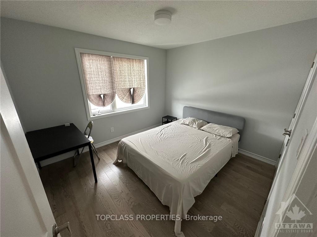 Photo 5 of 723 Perseus Avenue W, Ottawa, Barrhaven - Half Moon Bay — HOMEH