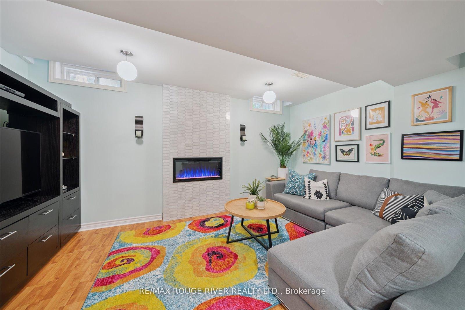 Photo 37 of 11 Helston Crescent, Whitby, Brooklin — HOMEH