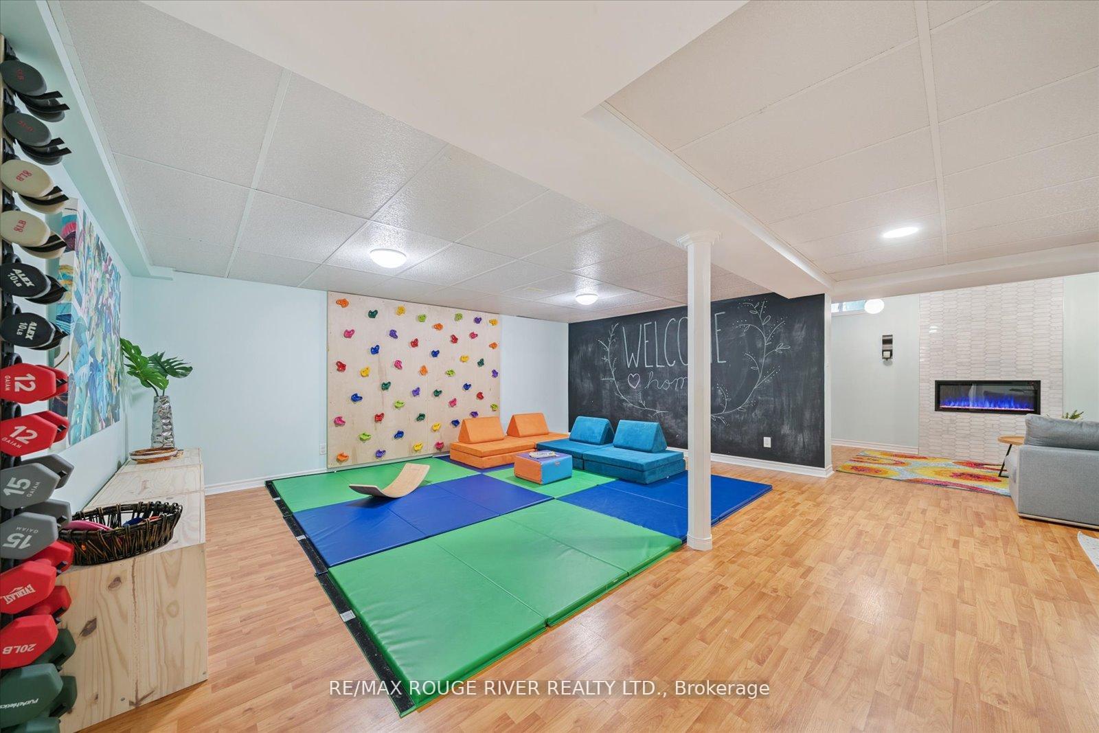Photo 40 of 11 Helston Crescent, Whitby, Brooklin — HOMEH