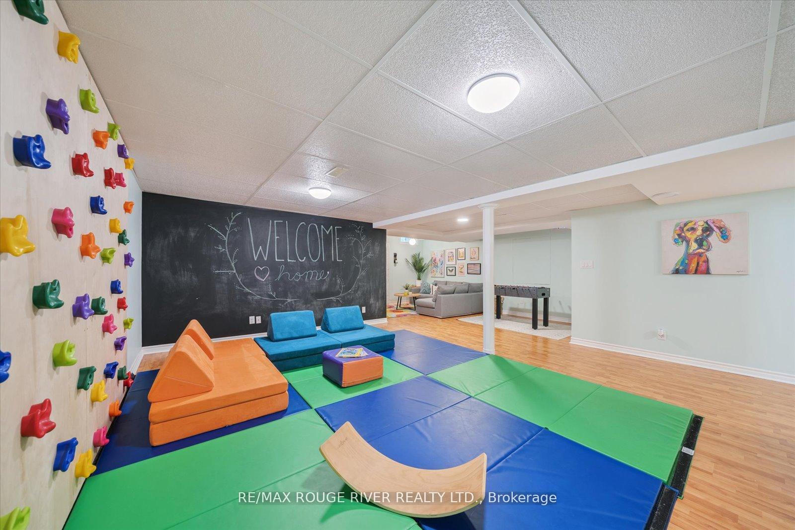 Photo 41 of 11 Helston Crescent, Whitby, Brooklin — HOMEH