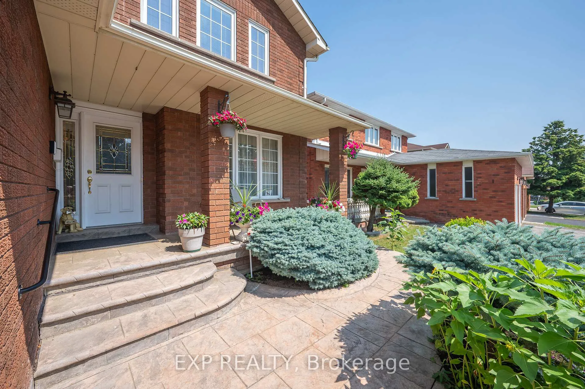 Photo 13 of 44 Wexford Road, Brampton, Heart Lake West — HOMEH