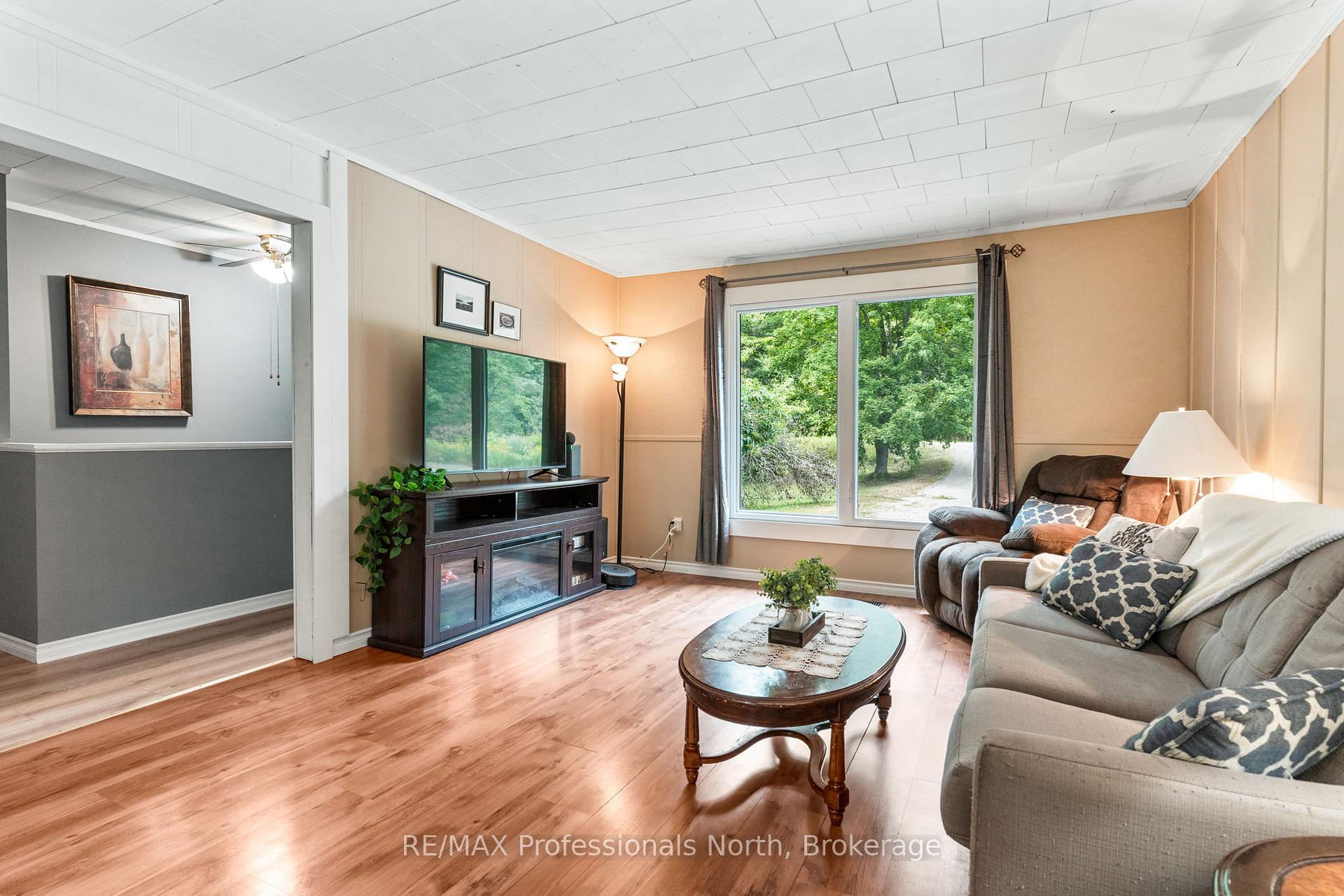 Photo 4 of 3866 Deep Bay Road, Minden Hills, Lutterworth — HOMEH
