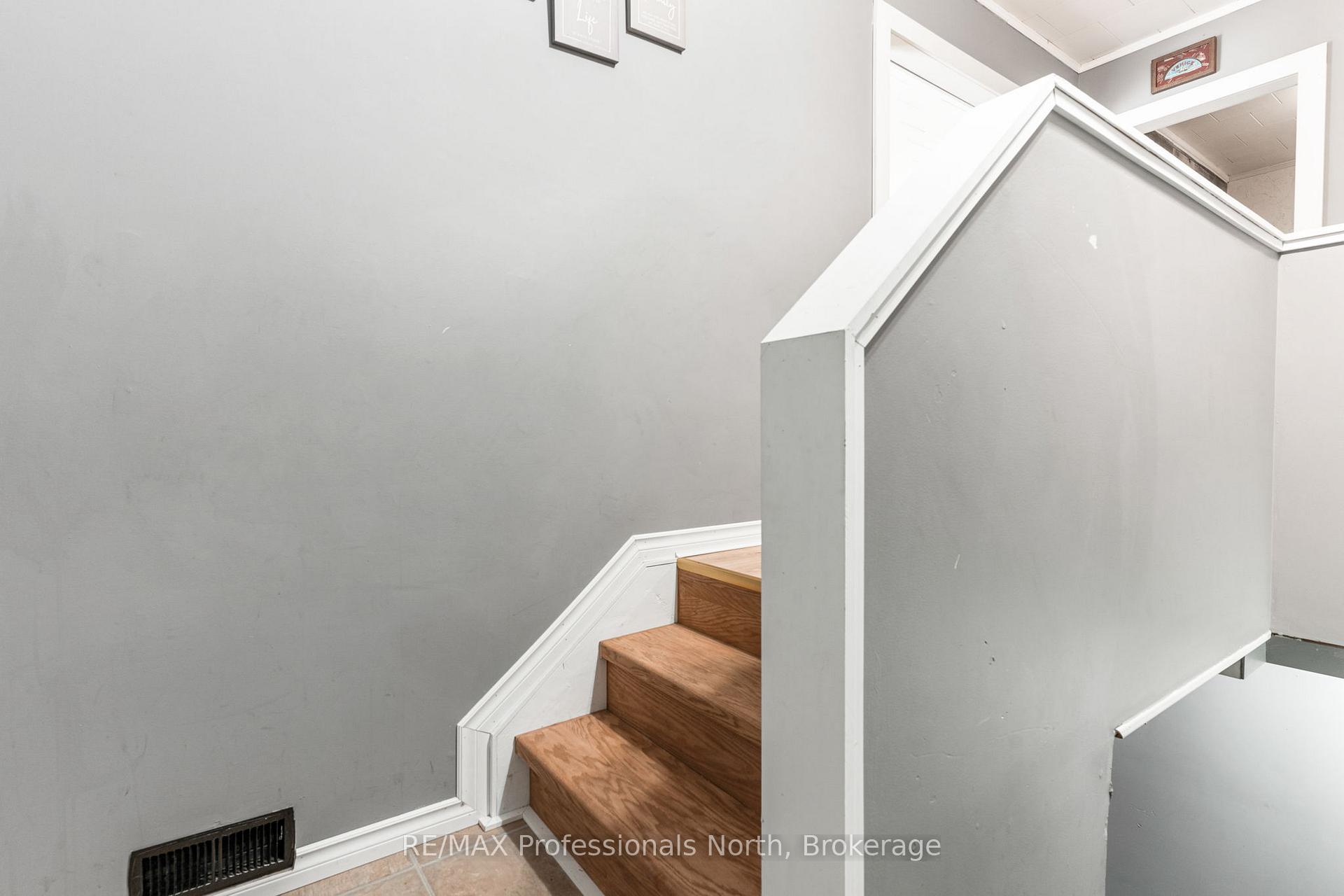 Photo 21 of 3866 Deep Bay Road, Minden Hills, Lutterworth — HOMEH