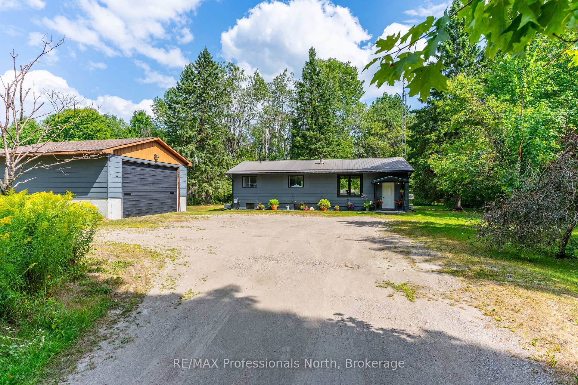 Photo 37 of 3866 Deep Bay Road, Minden Hills, Lutterworth — HOMEH