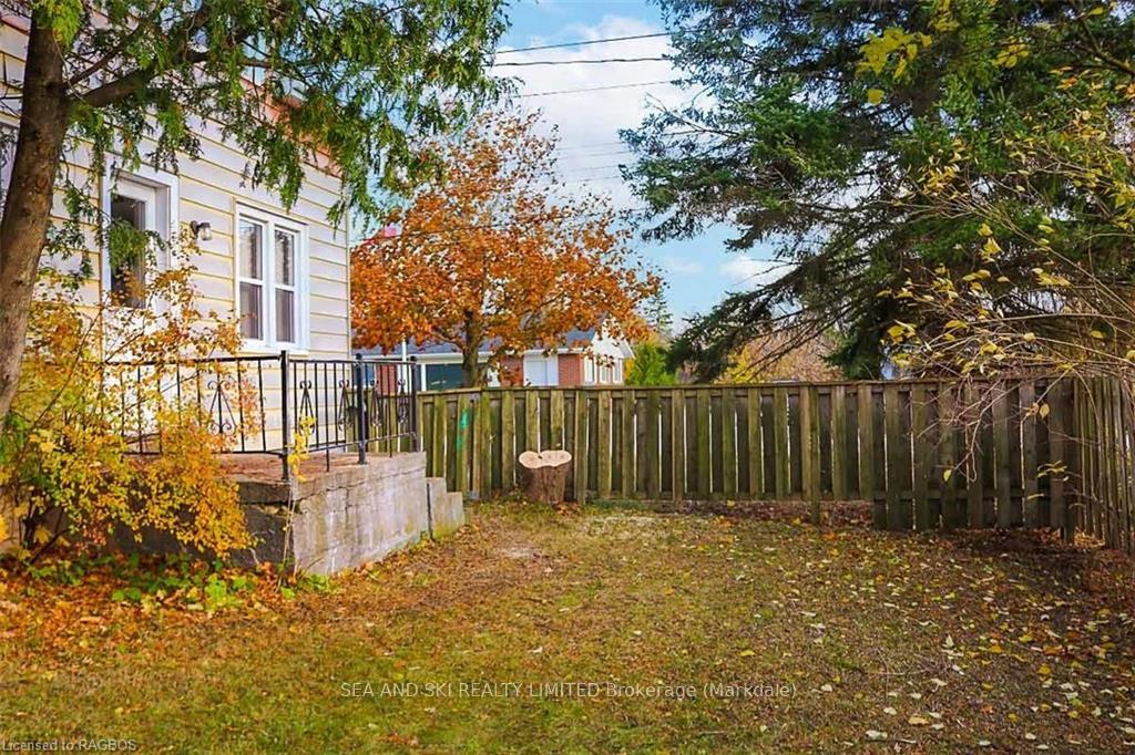 Photo 16 of 22 Greenview Lane, Grey Highlands — HOMEH