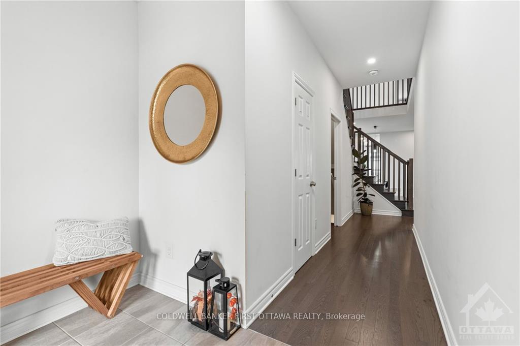 Photo 2 of 272 Big Dipper Street, Ottawa, Riverside South/Gloucester Glen — HOMEH