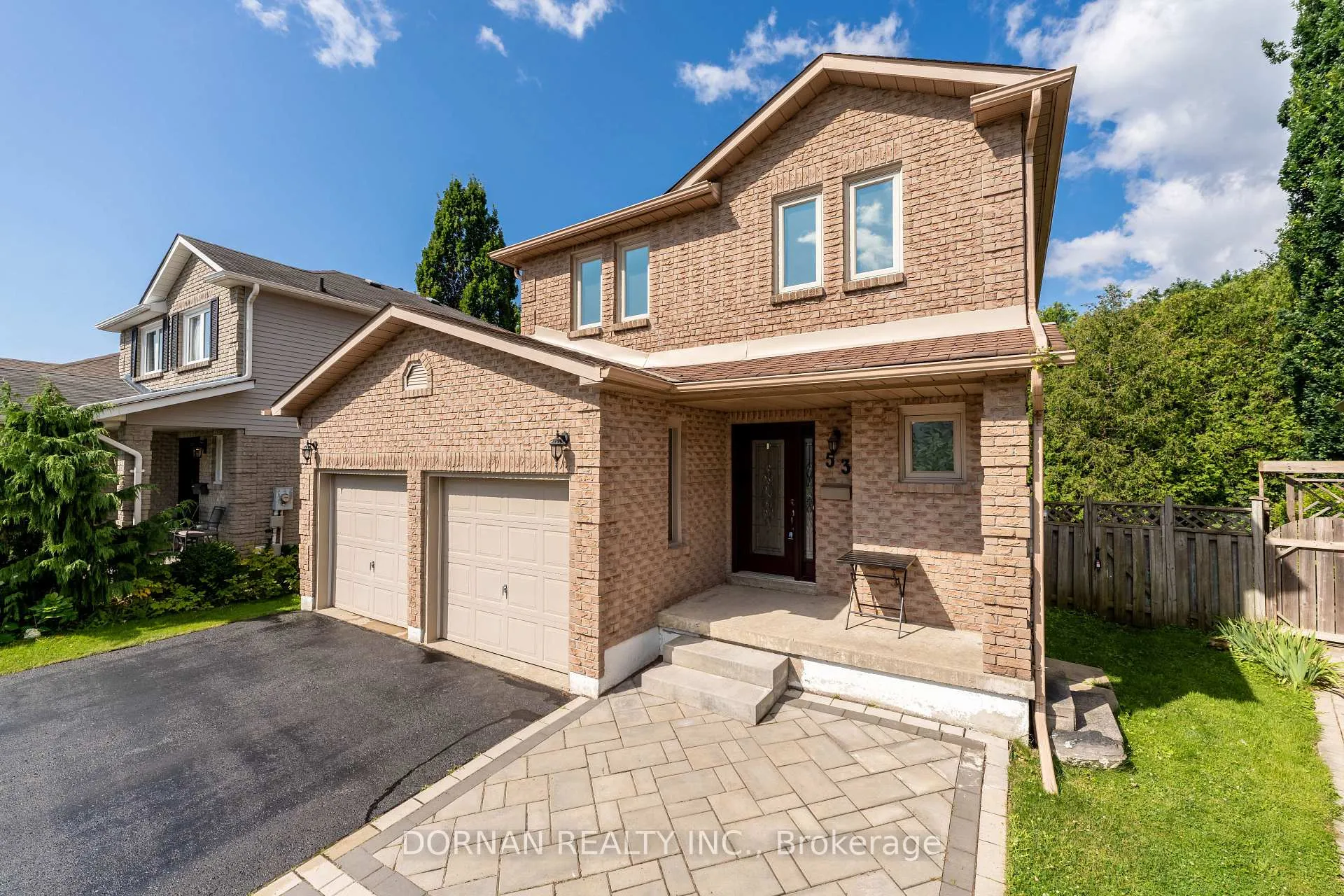 Photo 3 of 53 Lyndale Crescent, Clarington, Courtice — HOMEH