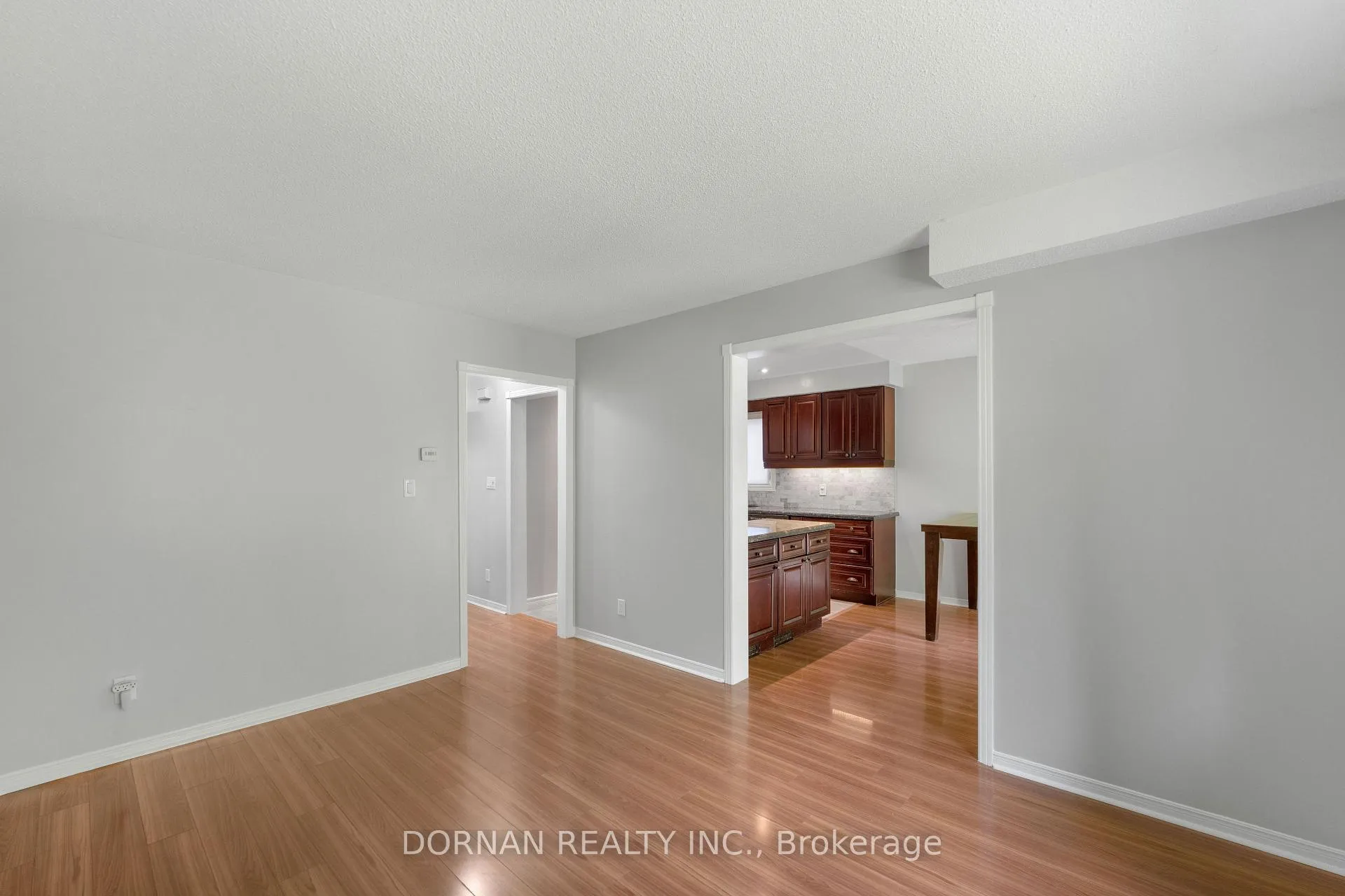 Photo 13 of 53 Lyndale Crescent, Clarington, Courtice — HOMEH
