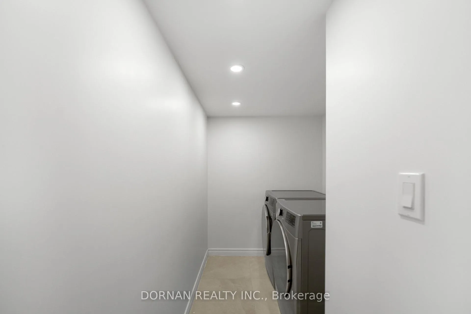 Photo 16 of 53 Lyndale Crescent, Clarington, Courtice — HOMEH