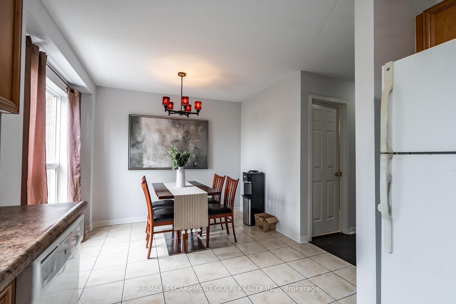 Photo 5 of Unit 26, 151 Green Road, Hamilton, Stoney Creek — HOMEH