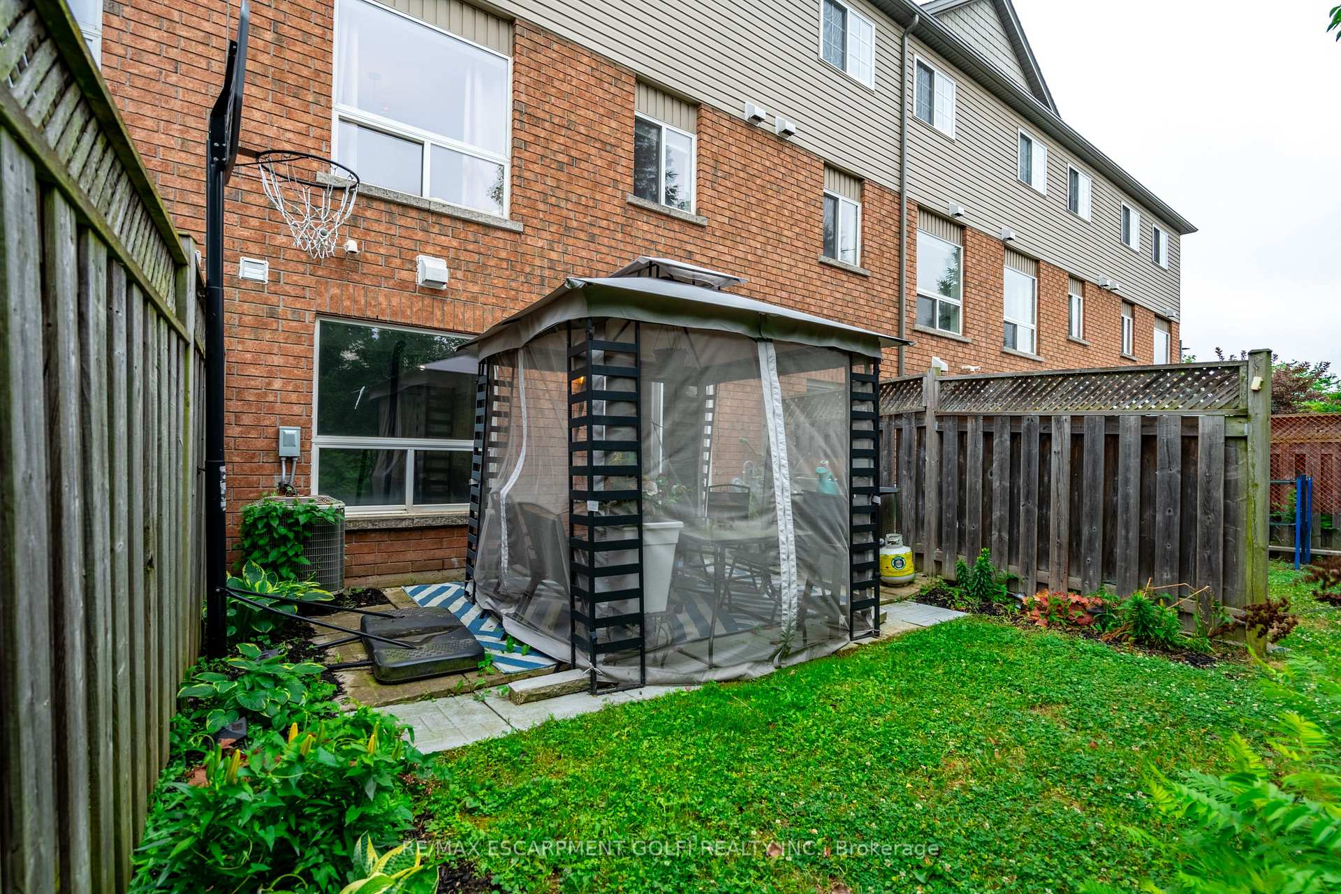 Photo 20 of Unit 26, 151 Green Road, Hamilton, Stoney Creek — HOMEH