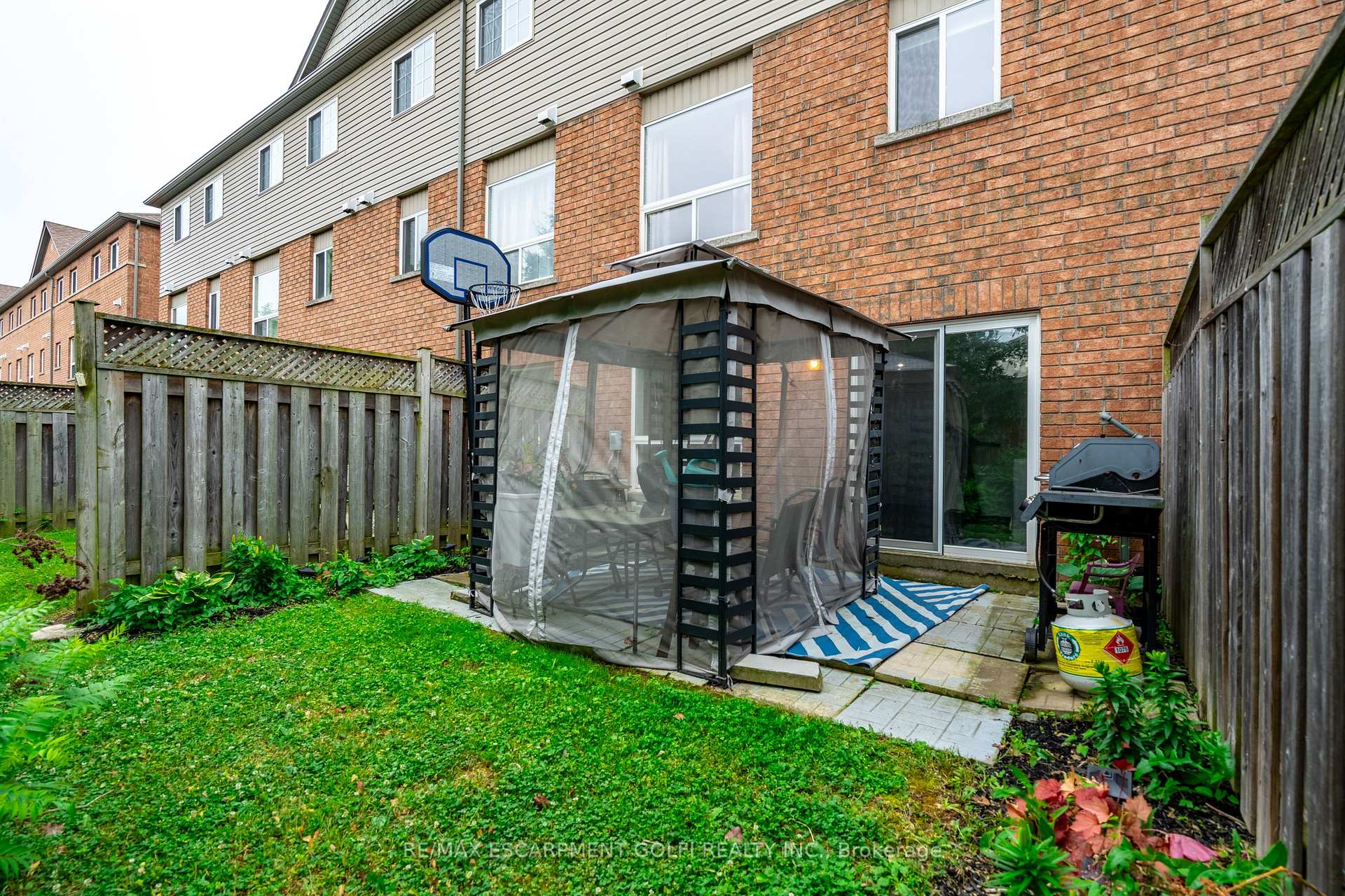 Photo 10 of Unit 26, 151 Green Road, Hamilton, Stoney Creek — HOMEH