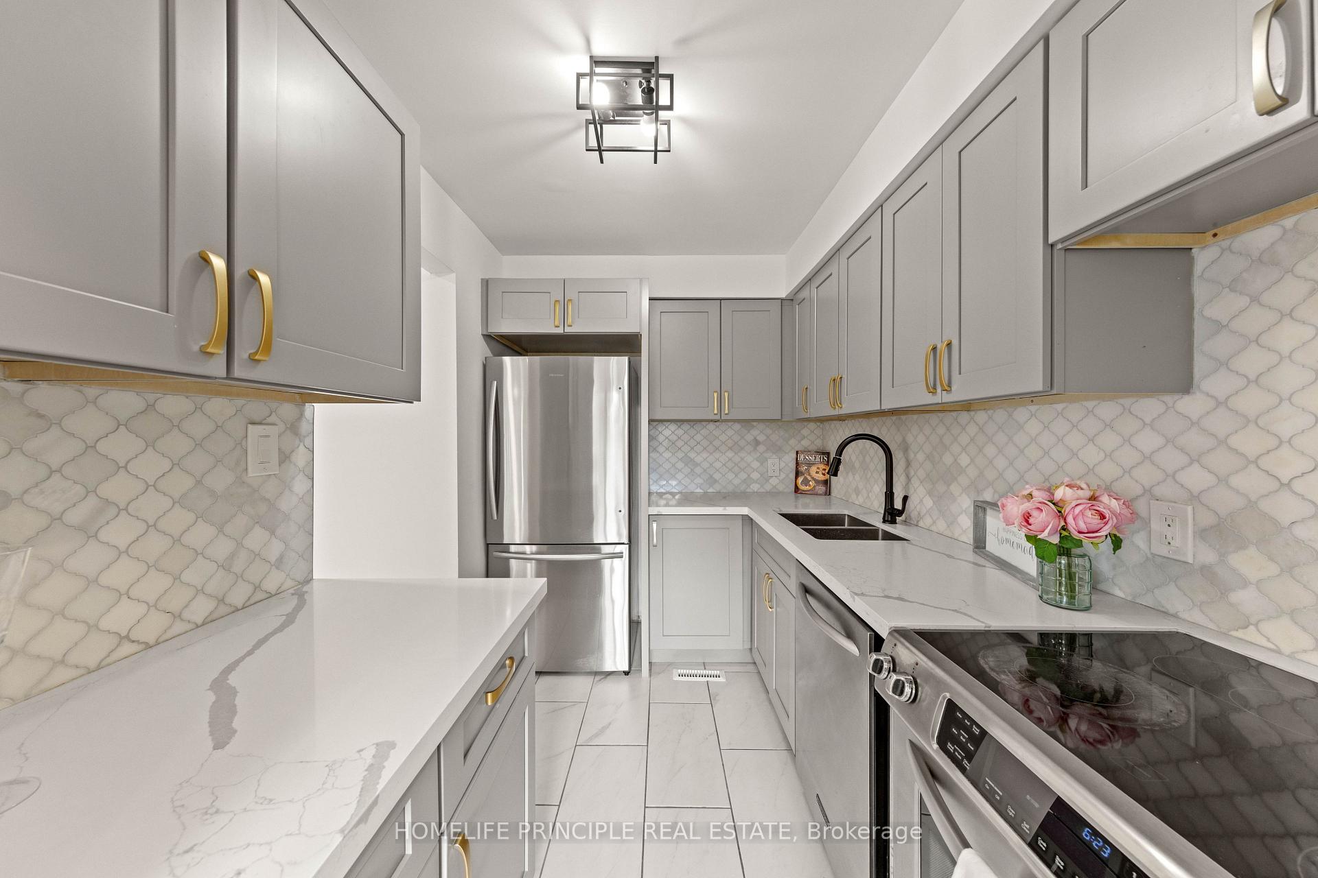 Photo 12 of Unit 16, 261 Rose Street, Barrie, Wellington — HOMEH