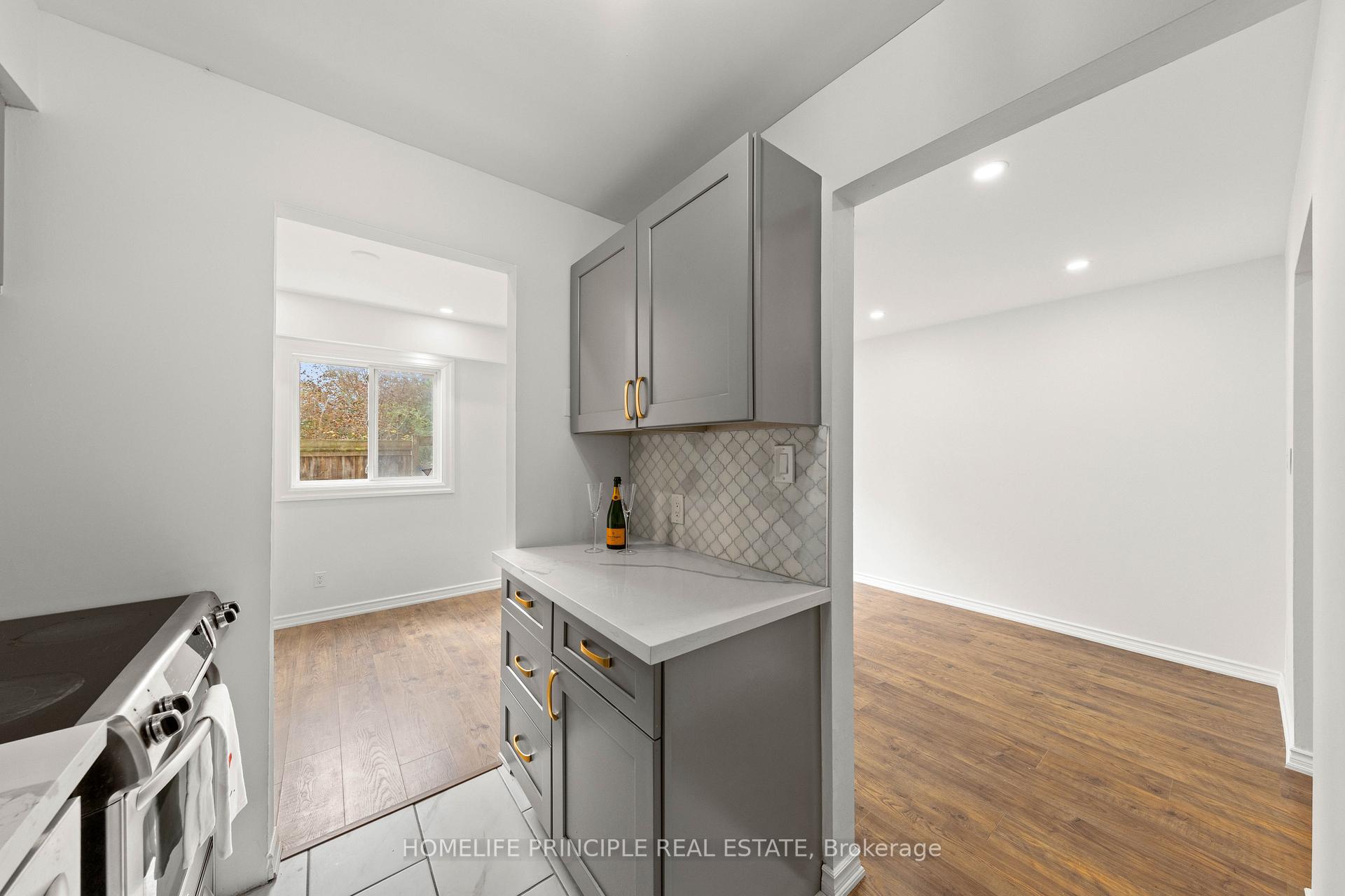 Photo 16 of Unit 16, 261 Rose Street, Barrie, Wellington — HOMEH