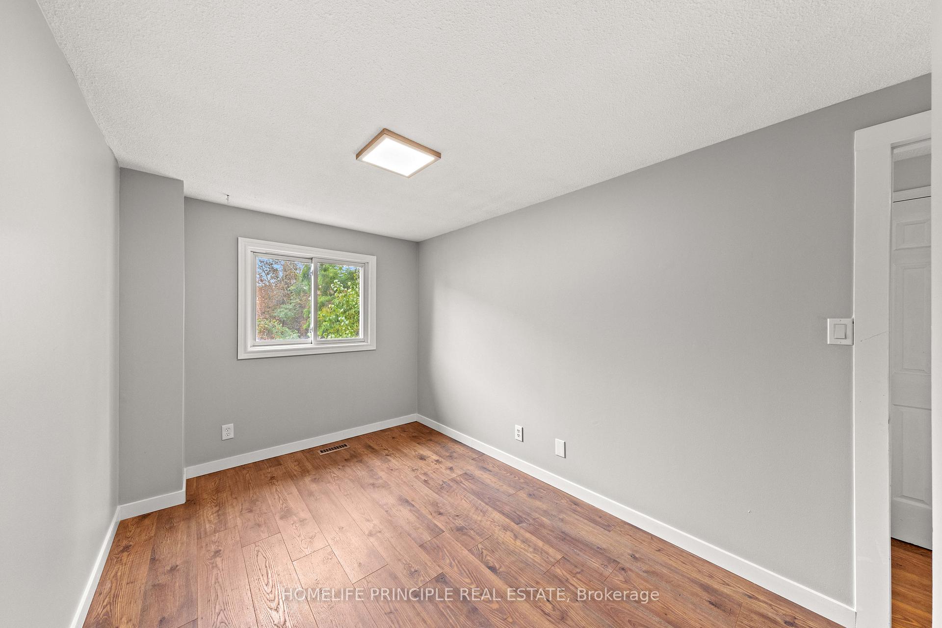 Photo 25 of Unit 16, 261 Rose Street, Barrie, Wellington — HOMEH