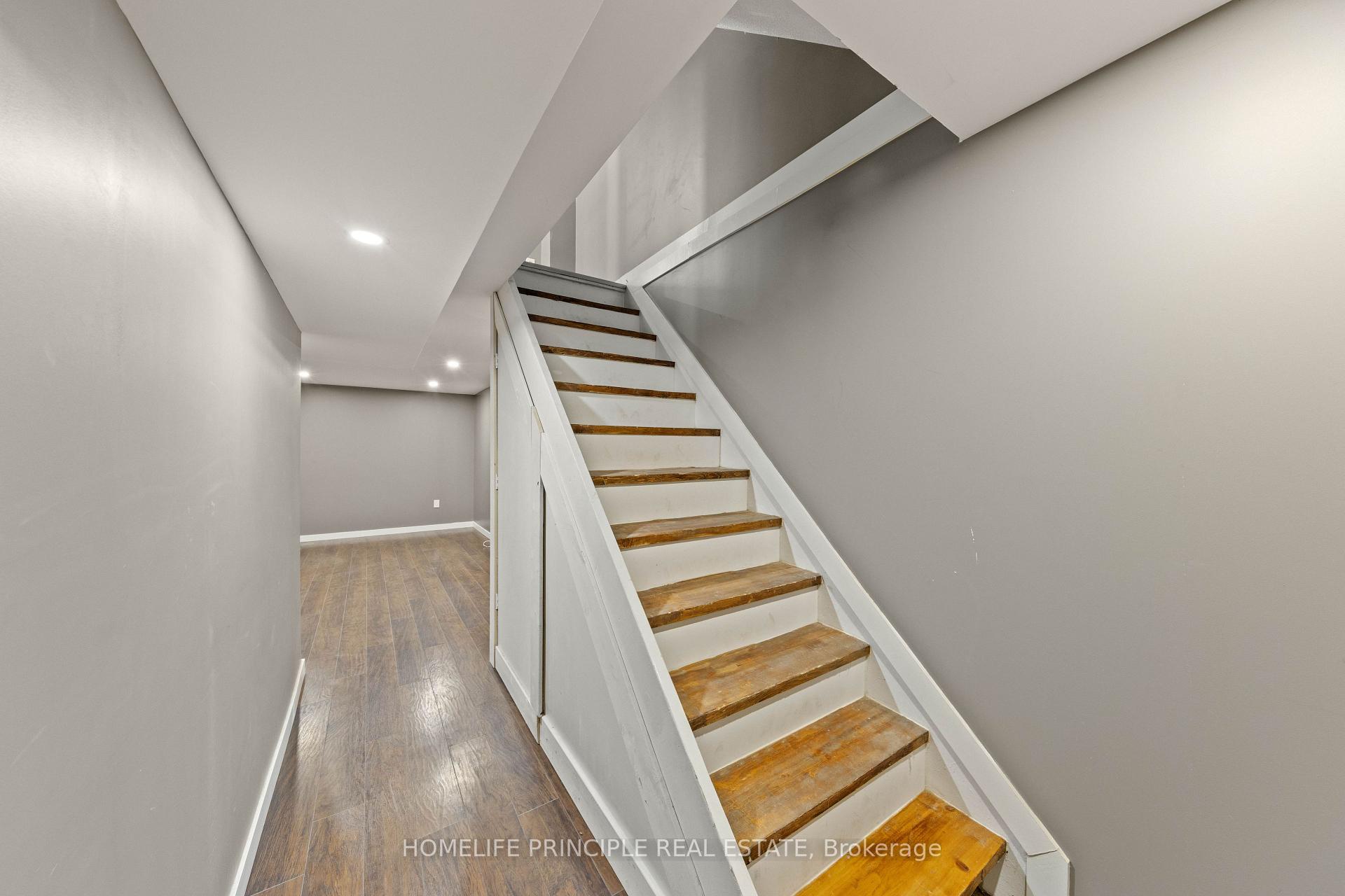 Photo 30 of Unit 16, 261 Rose Street, Barrie, Wellington — HOMEH