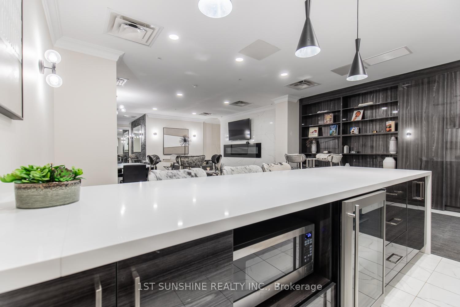 Photo 43 of Unit 505, 112 King Street E, Hamilton, Beasley — HOMEH