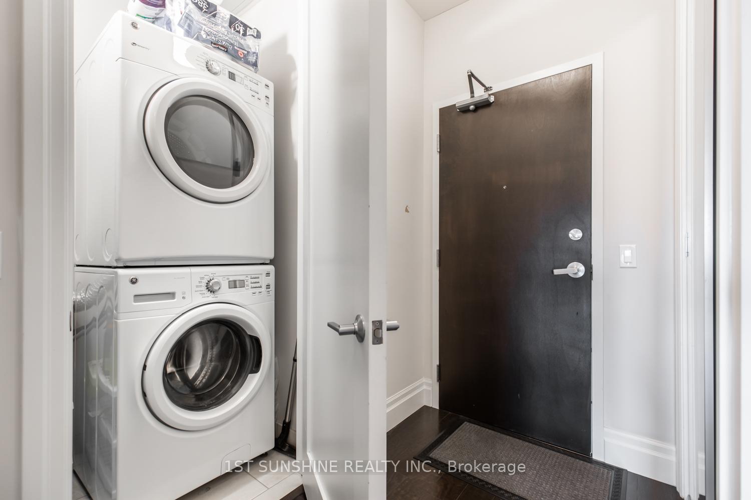 Photo 6 of Unit 505, 112 King Street E, Hamilton, Beasley — HOMEH