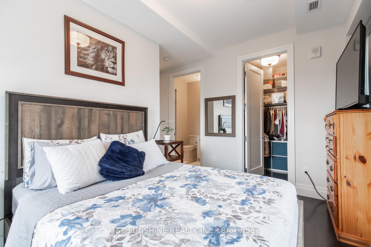 Photo 13 of Unit 505, 112 King Street E, Hamilton, Beasley — HOMEH