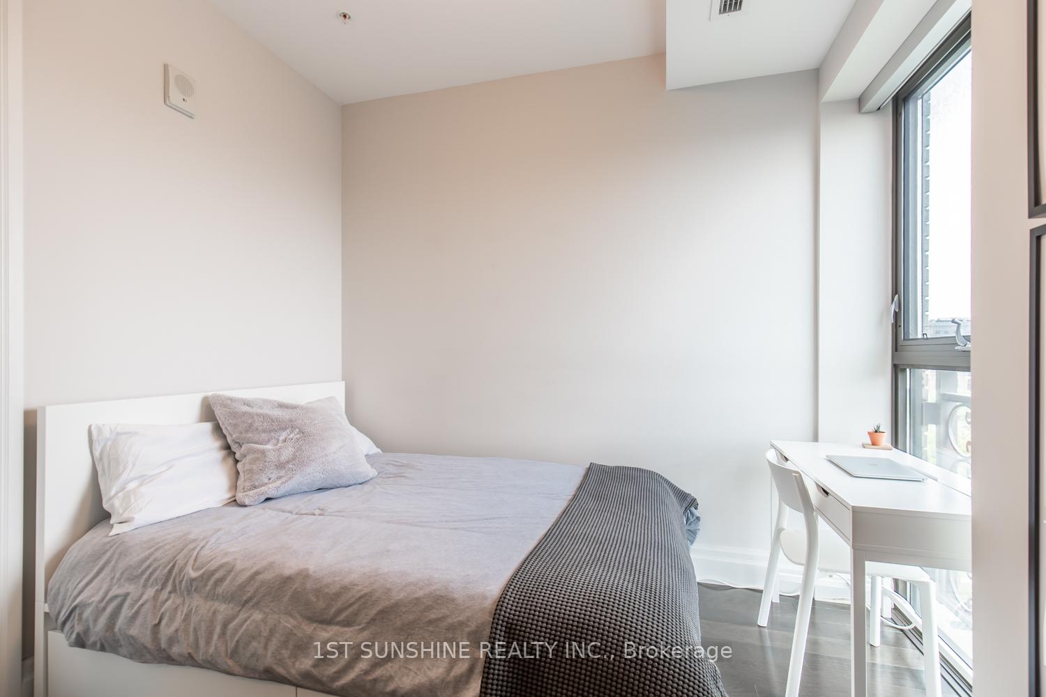 Photo 15 of Unit 505, 112 King Street E, Hamilton, Beasley — HOMEH
