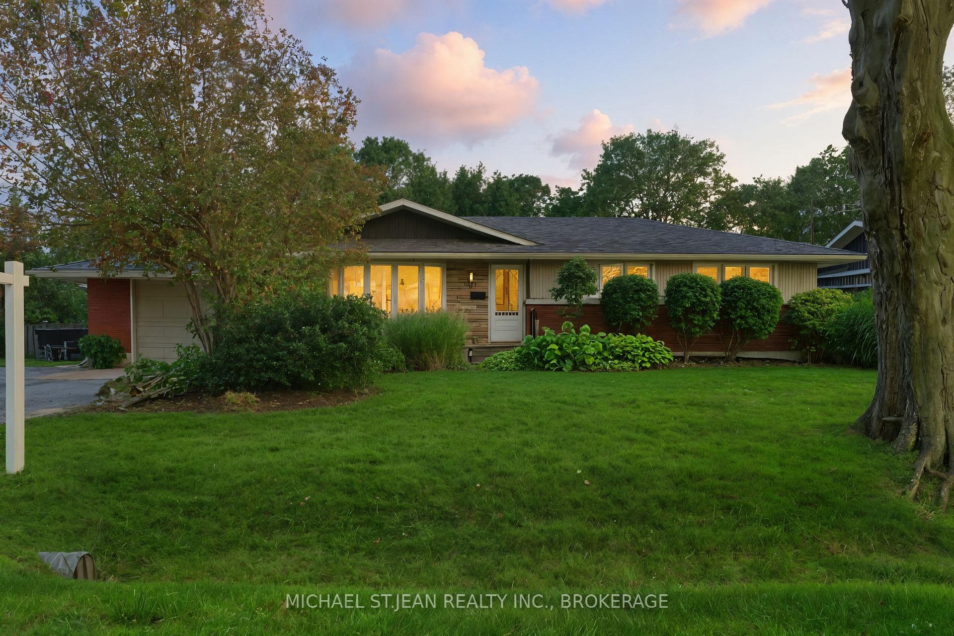 Photo 1 of 7 Oswald Avenue, St. Catharines, Bunting/Linwell — HOMEH