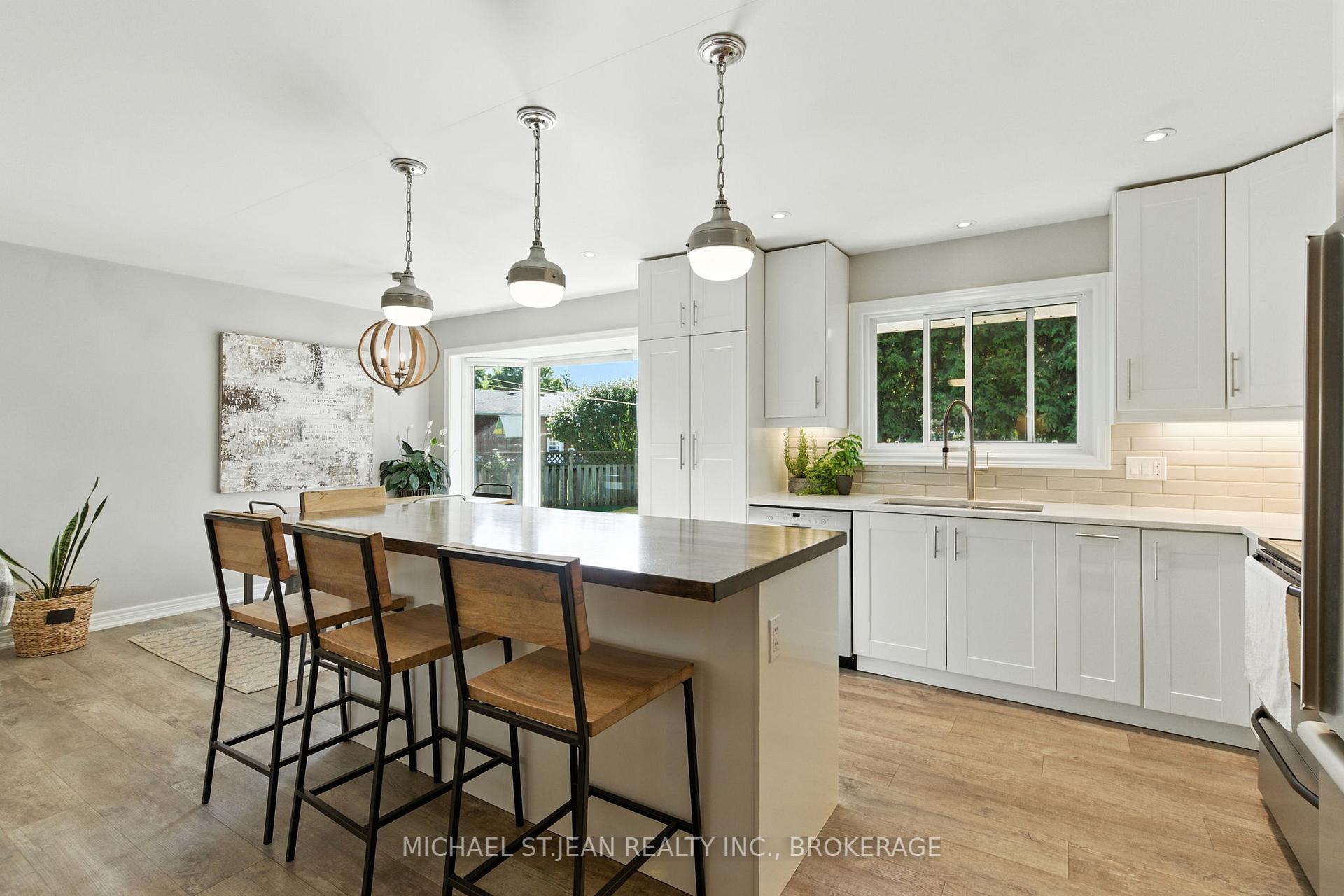 Photo 14 of 7 Oswald Avenue, St. Catharines, Bunting/Linwell — HOMEH